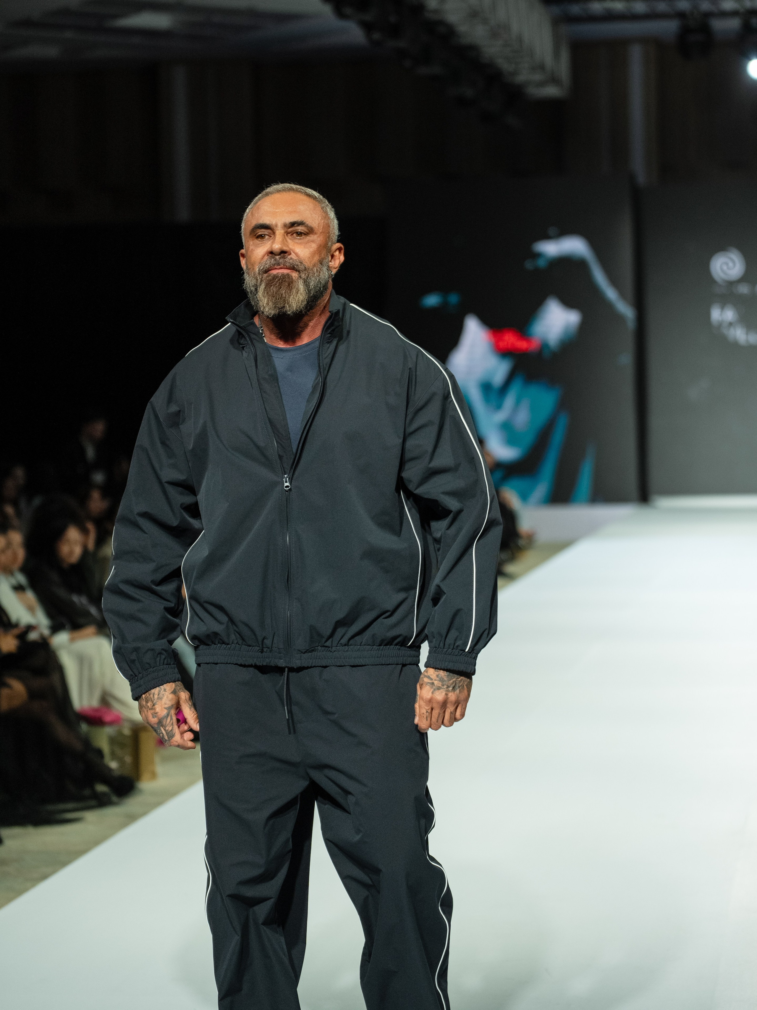 EURASIAN FASHION WEEK Husl Sport. Сайт Алматинского НЮ АРТ, будуар и фэшн фотографа Дениса Карпенко
