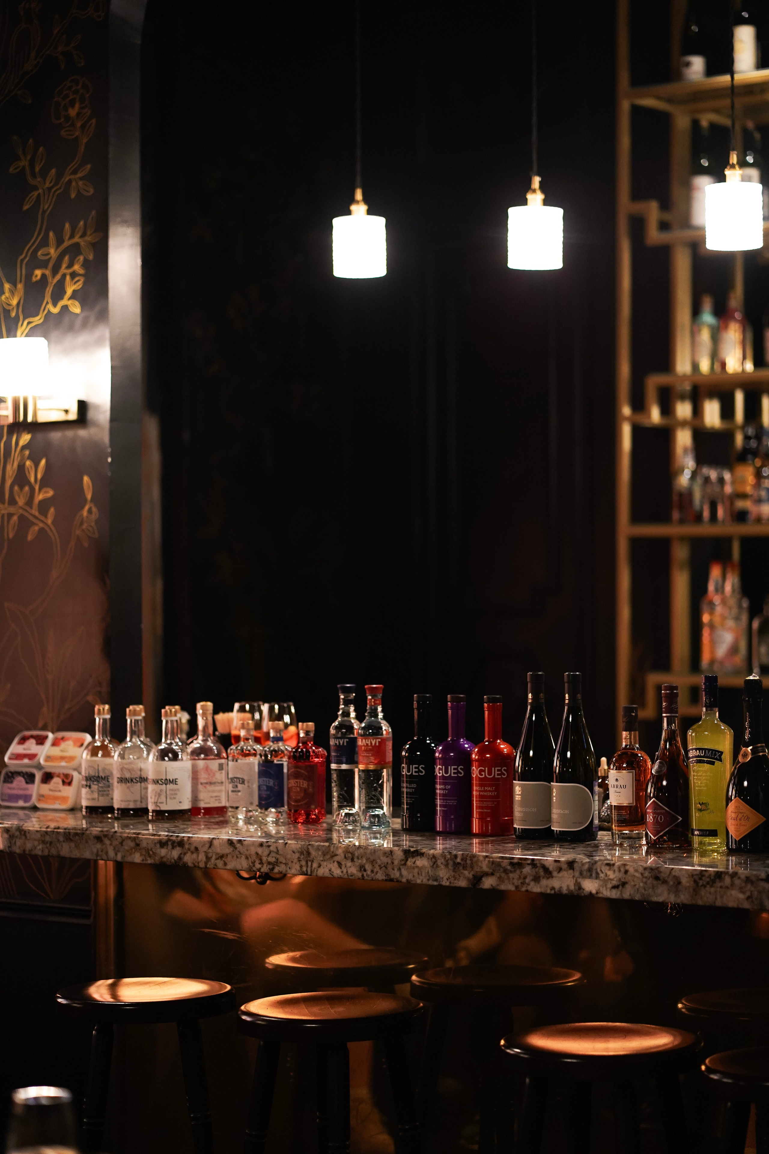 Bar Boss в «Детектив, где Вы?» (2024). Фотограф с психологическим образованием