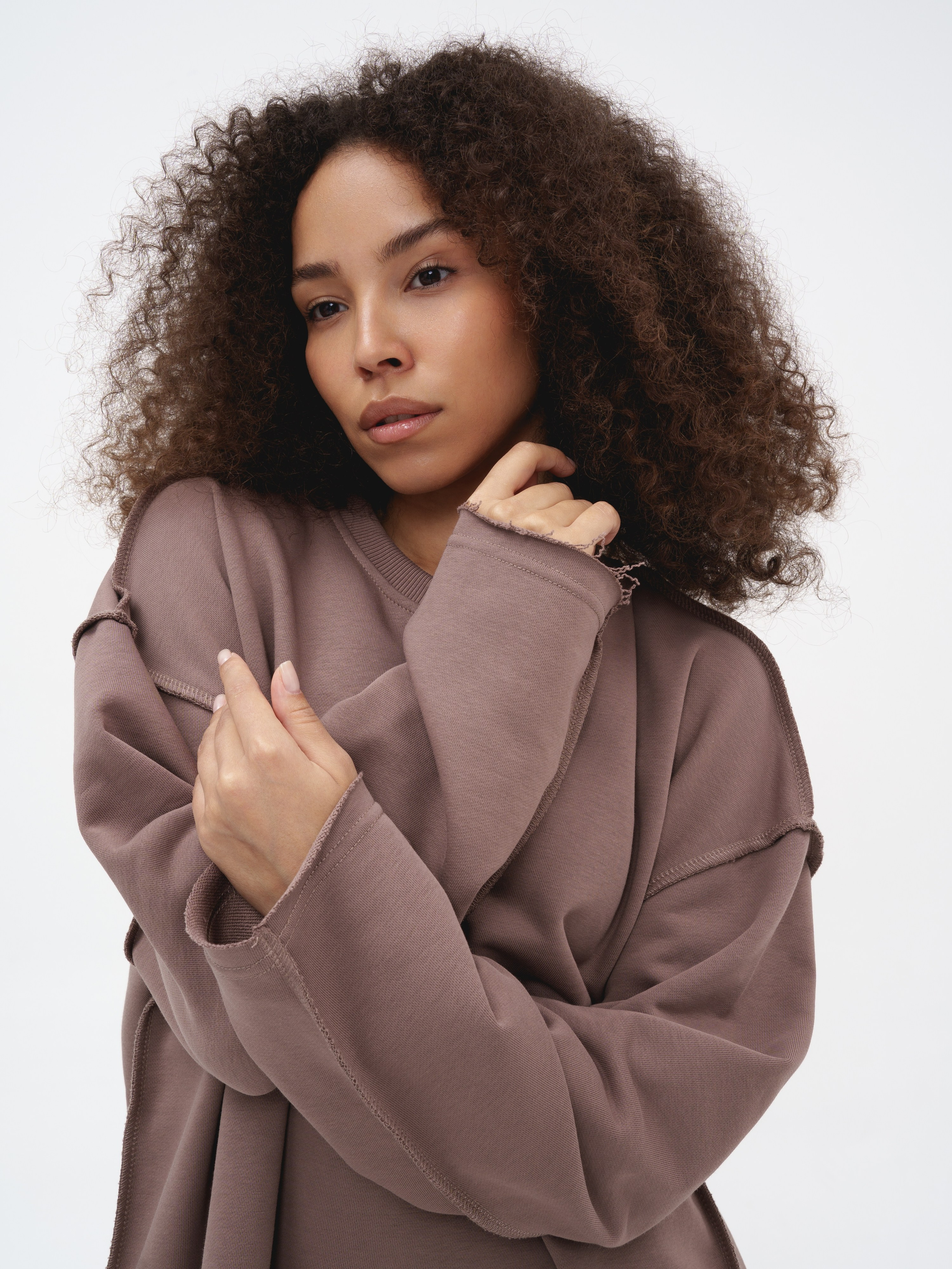 Свитшоты (вб и озон). Иван Упоров — фотограф, рилсмейкер чебоксары