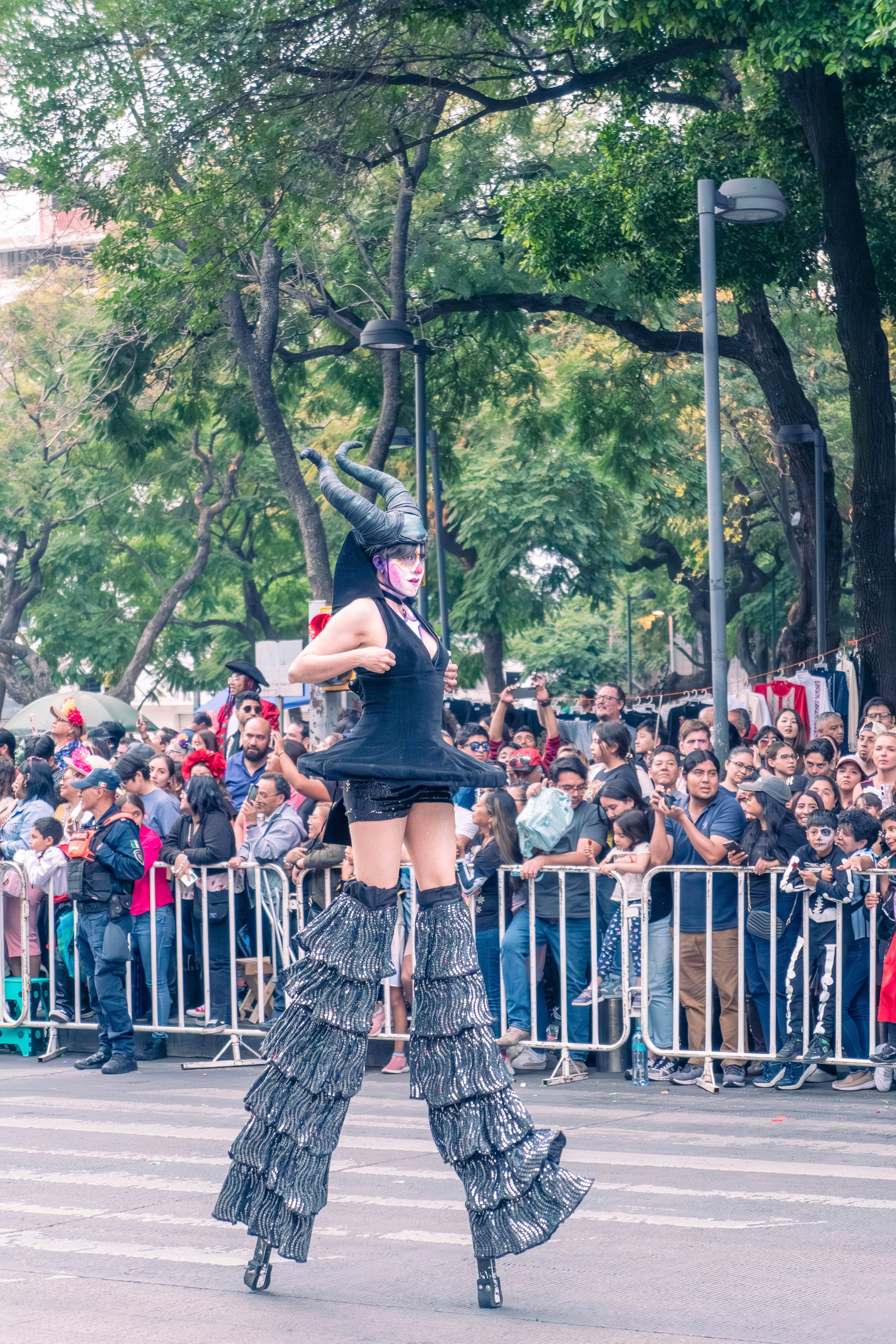 Day of the Dead. Ofrenda & Parade. CDMX Photography | Alex Klenin| Portrait & Event Photographer