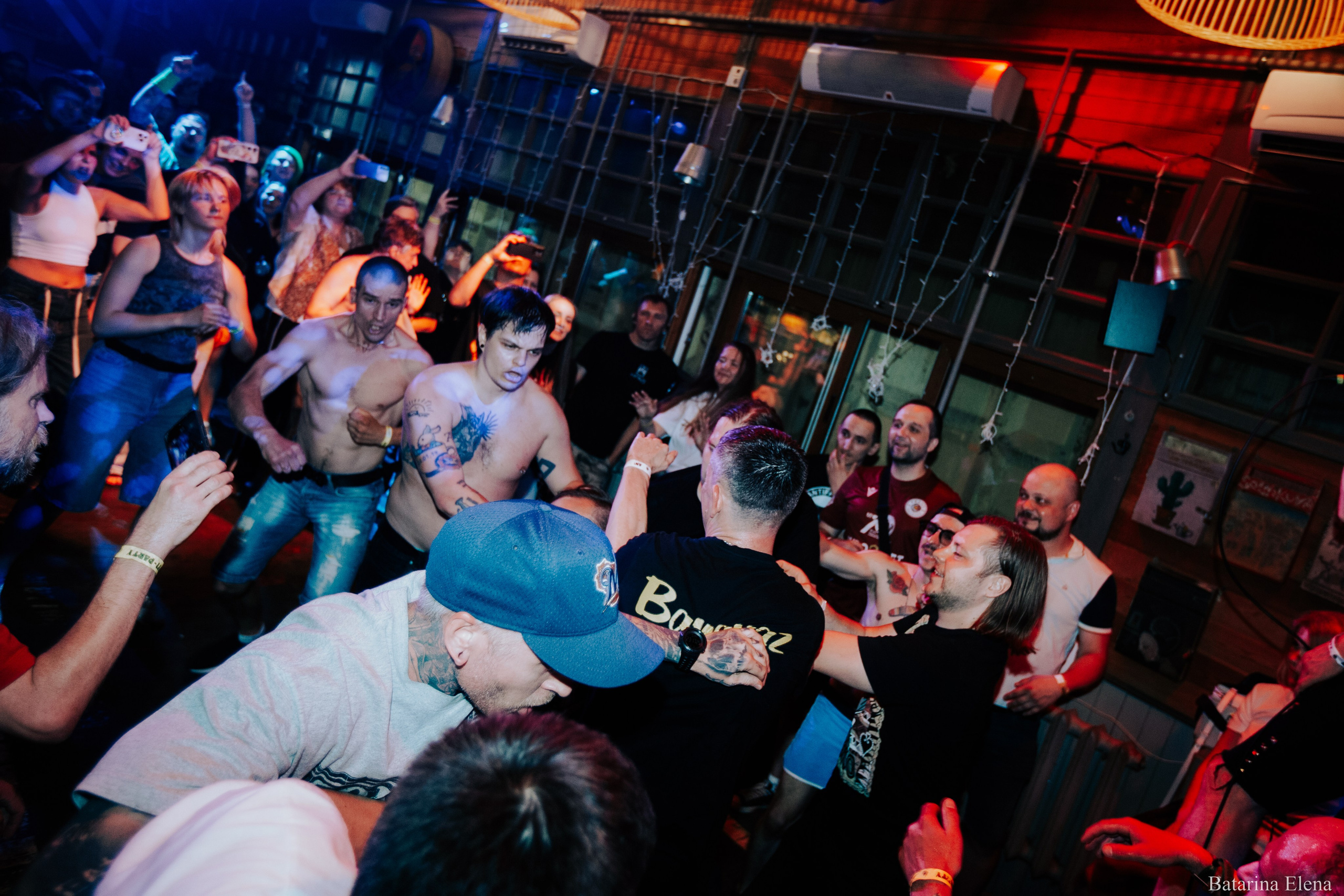 Pre-Party Двух Фестов. Фотограф Елена Батарина
