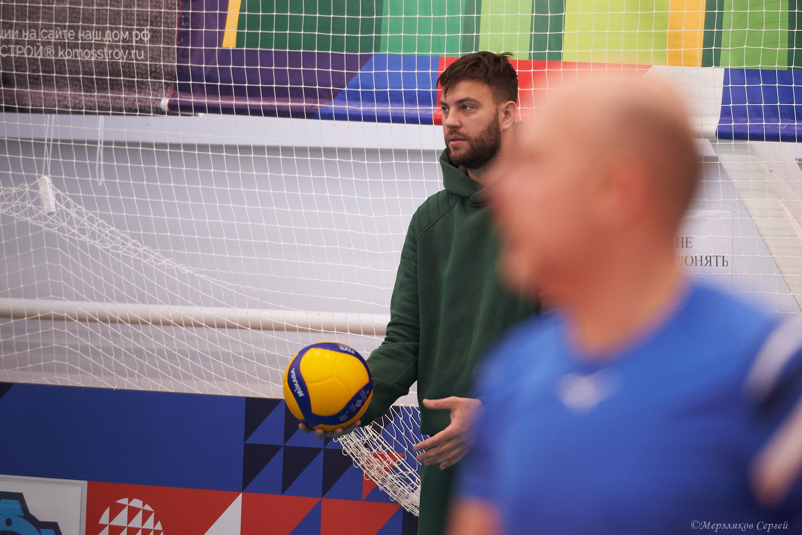 Новогодний волейбольный турнир. Ижевск. 16.12.23. Спортивный репортажный фотограф в Ижевске Сергей Мерзляков