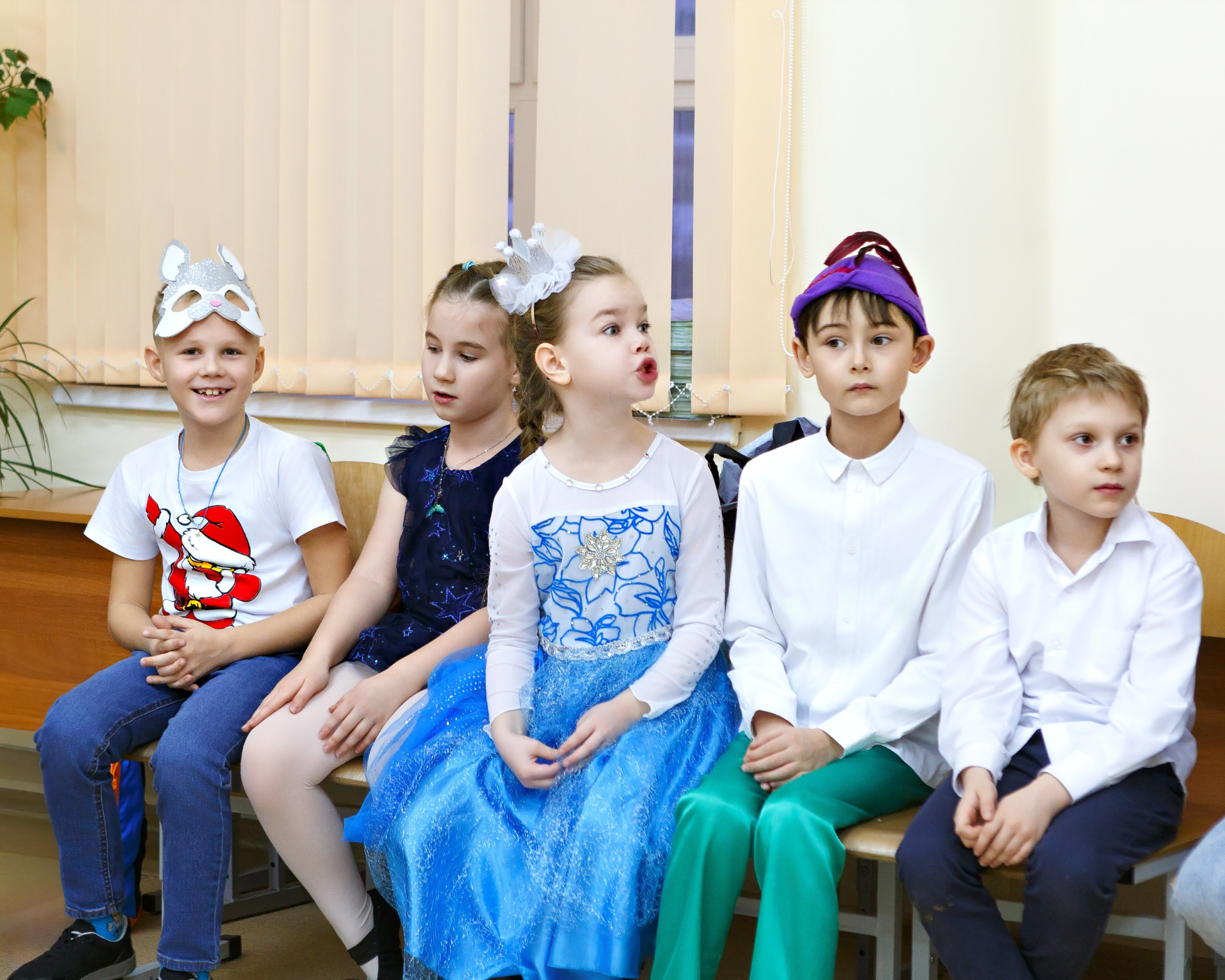 Новогодний утренник в школе. Выпускные альбомы и школьный фотограф в Подольске, Троицке, Щербинке, Москве и Московской области