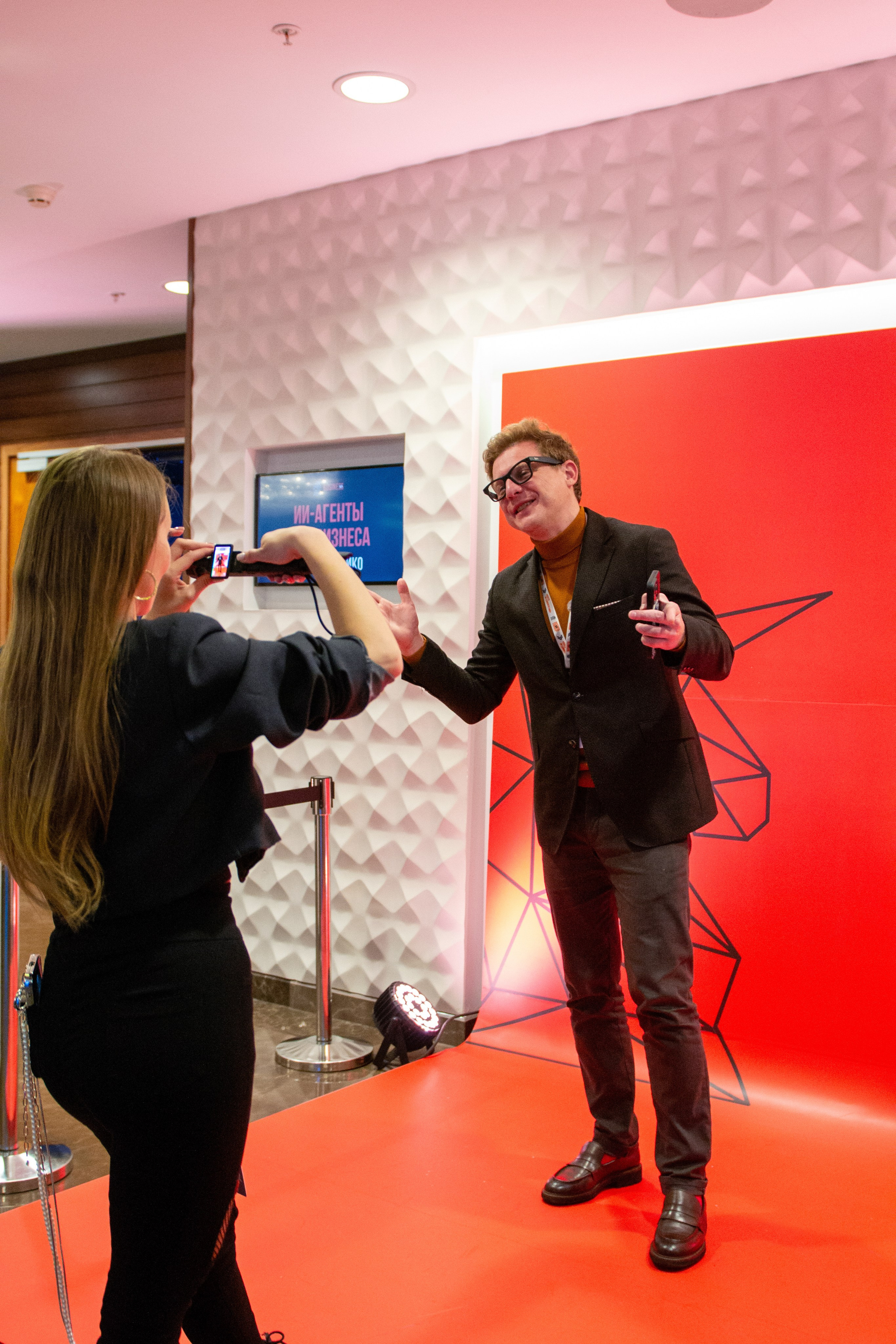 Тур Оскара Хартманна «Охота за единорогами». Дарья Терещук — репортажный фотограф в Минске