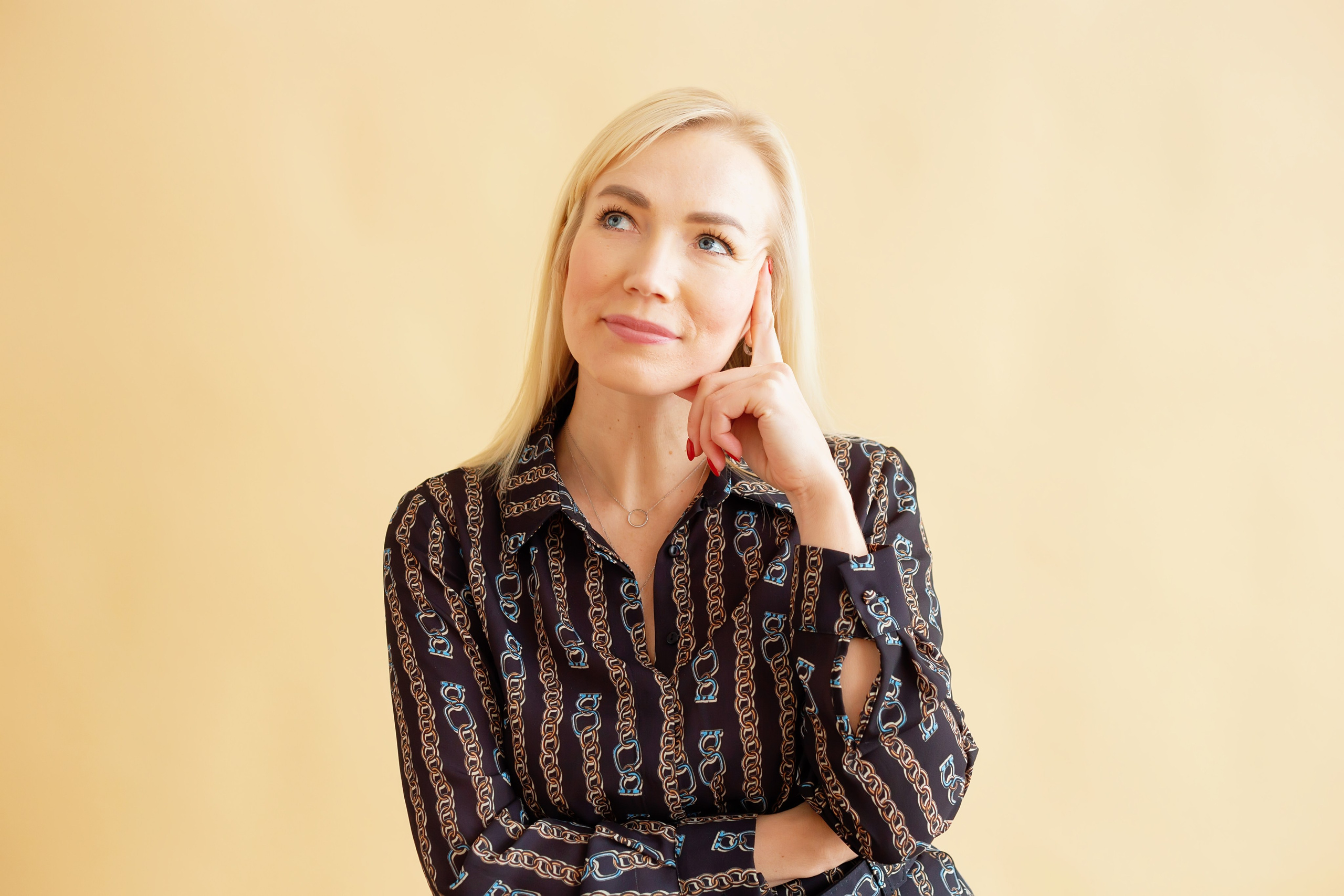 Портретная фотосъемка для HR руководителя в СПБ, Деловой образ для личного бренда. Портретные фотосессии, контент-съемки, репортаж