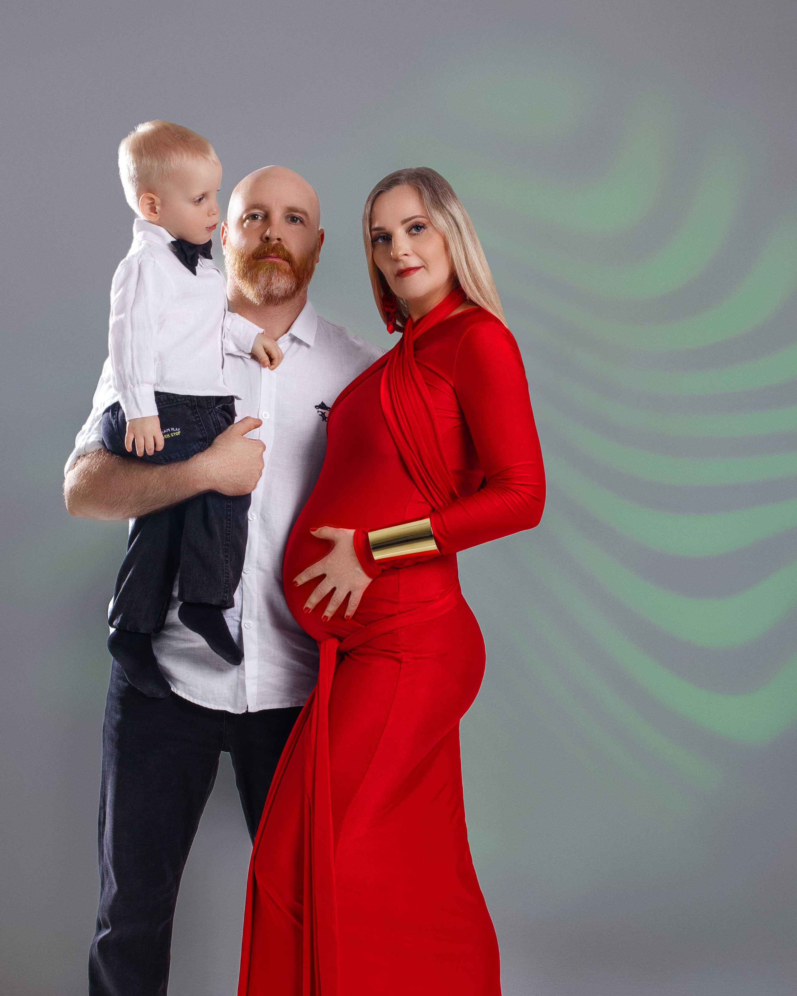 Семейные. Фотограф беременности и семей Нижневартовск