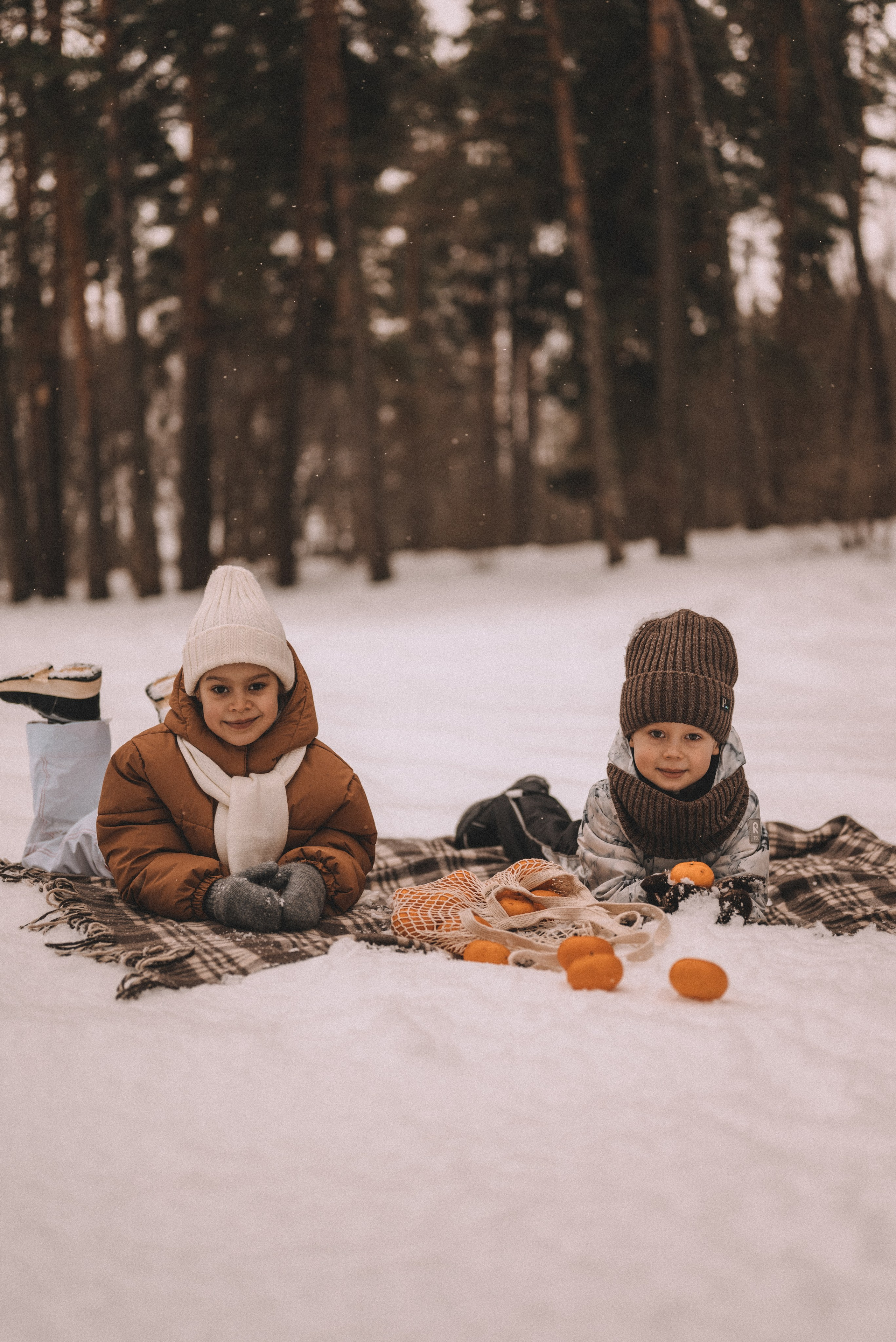 Сергей и Наталья с Ксюшей и Максимом. Фотограф Кристина Пархоменко