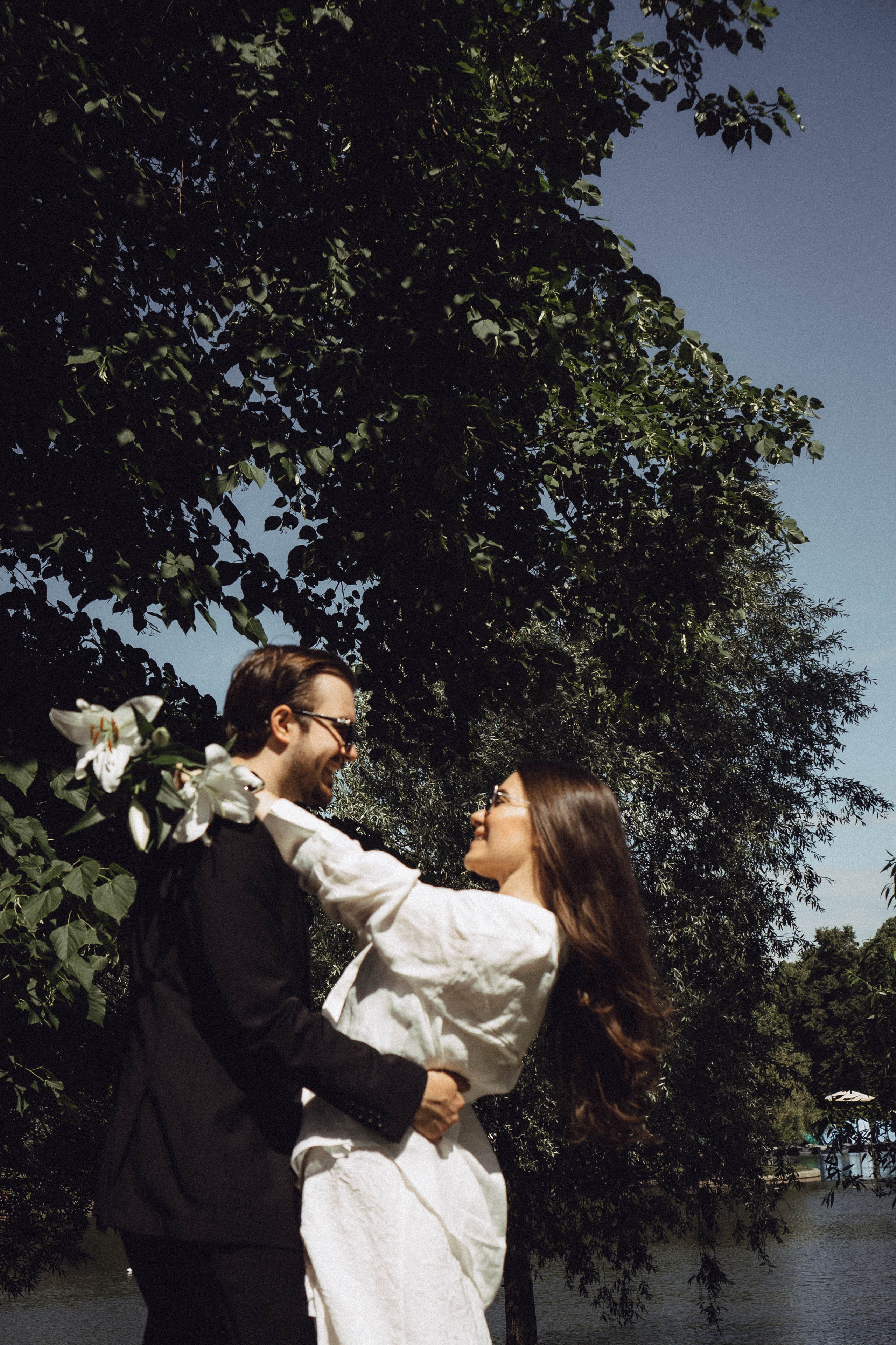 СВАДЕБНАЯ СЬЕМКА В ПАРКЕ ПОБЕДЫ И ПРОГУЛКА ПО МОСКОВСКОМУ ПРОСПЕКТУ. Профессиональный фотограф, Санкт-Петербург — Виктория Богомолова