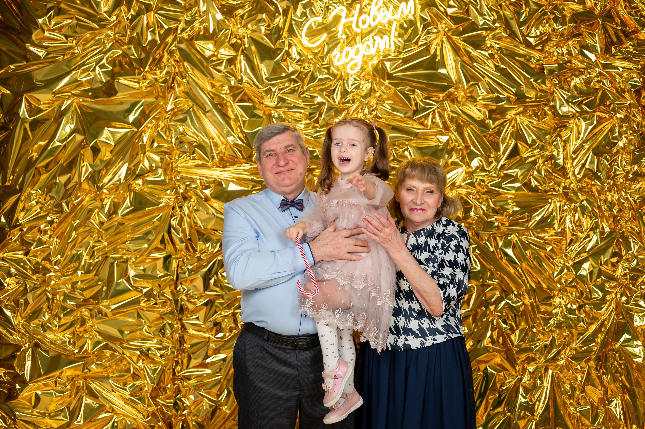 Бабушка, дедушка и внуки, новогодняя история. Портретный, семейный, свадебный фотограф. Бизнес, контент съёмка. Тула
