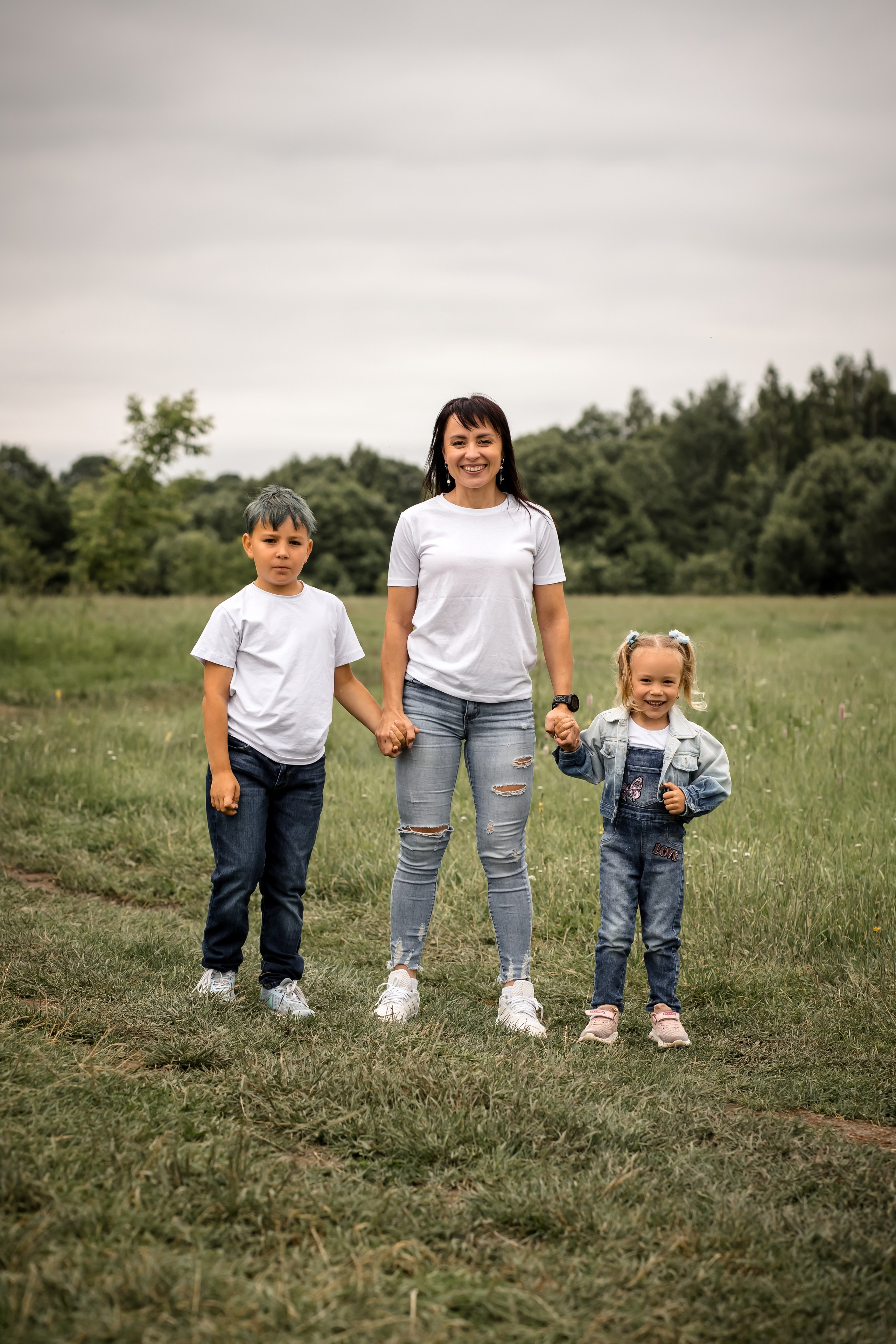 Катя с детками