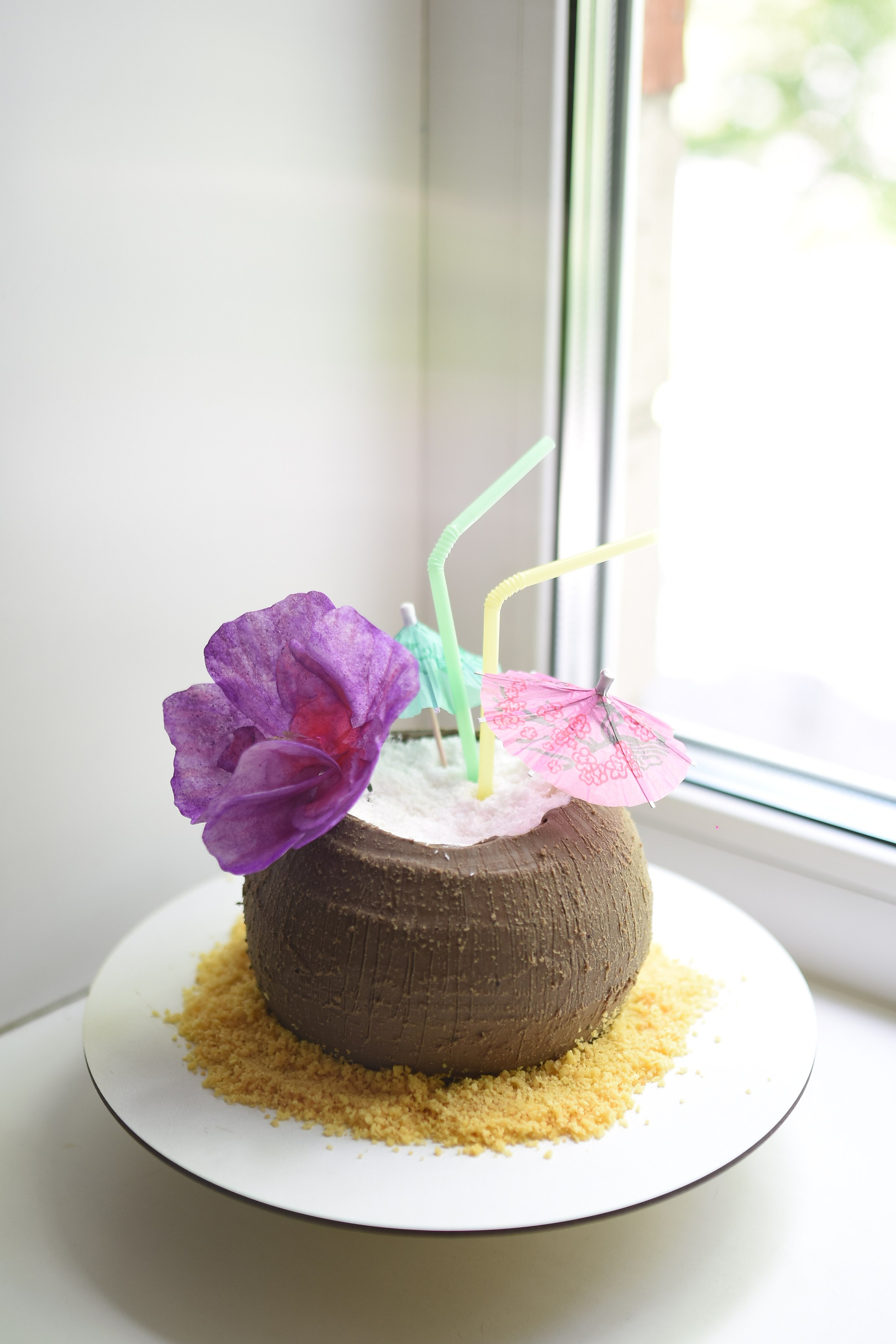 Торты на праздники. Семейная кондитерская. Торты и десерты на заказ в Москве и области