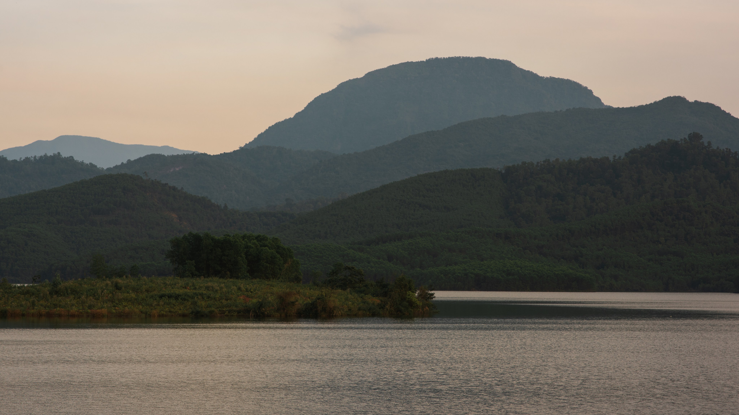Other. Orunek photo (portrait photographer in Da Nang)
