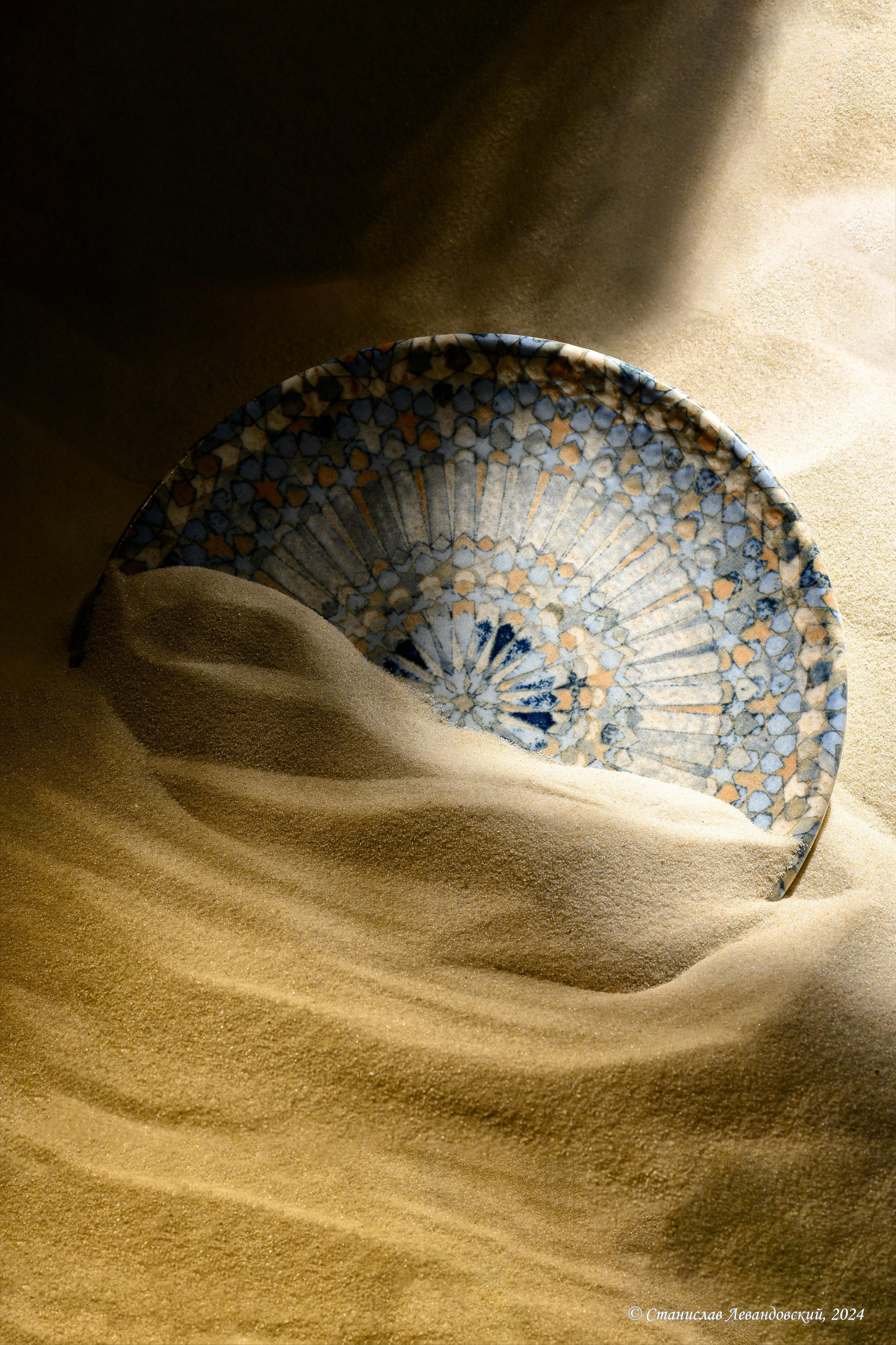 Предметы с комбинированной поверхностью. Предметный фотограф в Москве Станислав Левандовский