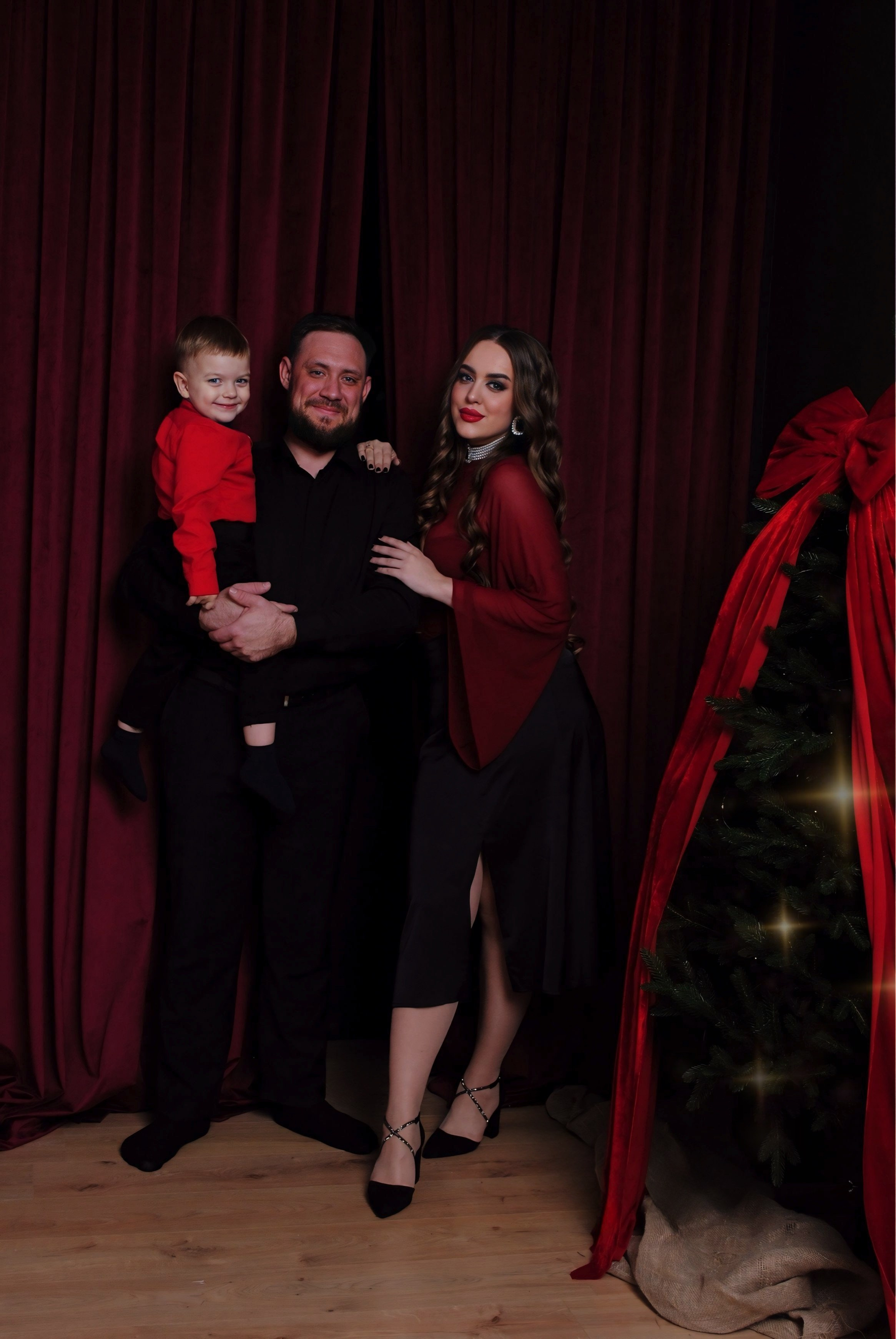 Настя и семья. Фотограф Мария Мусаелян