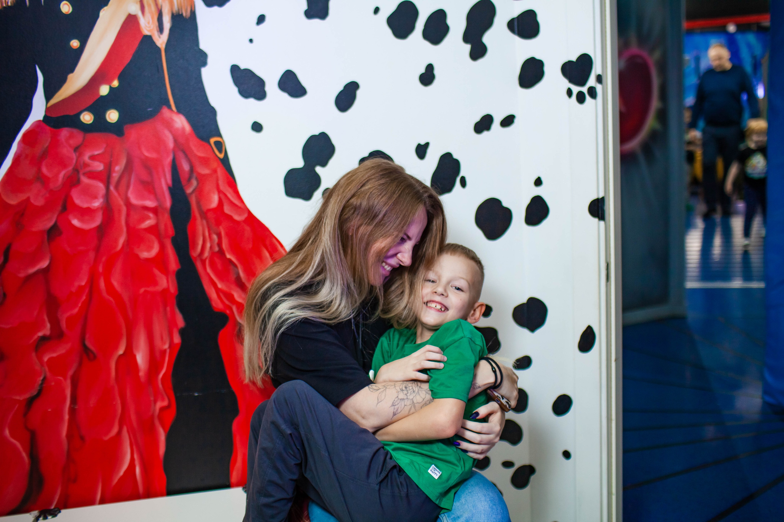 Неон Челендж День рождения Ярослава. Детский и семейный фотограф в Санкт-Петербурге Елизавета Сорокина