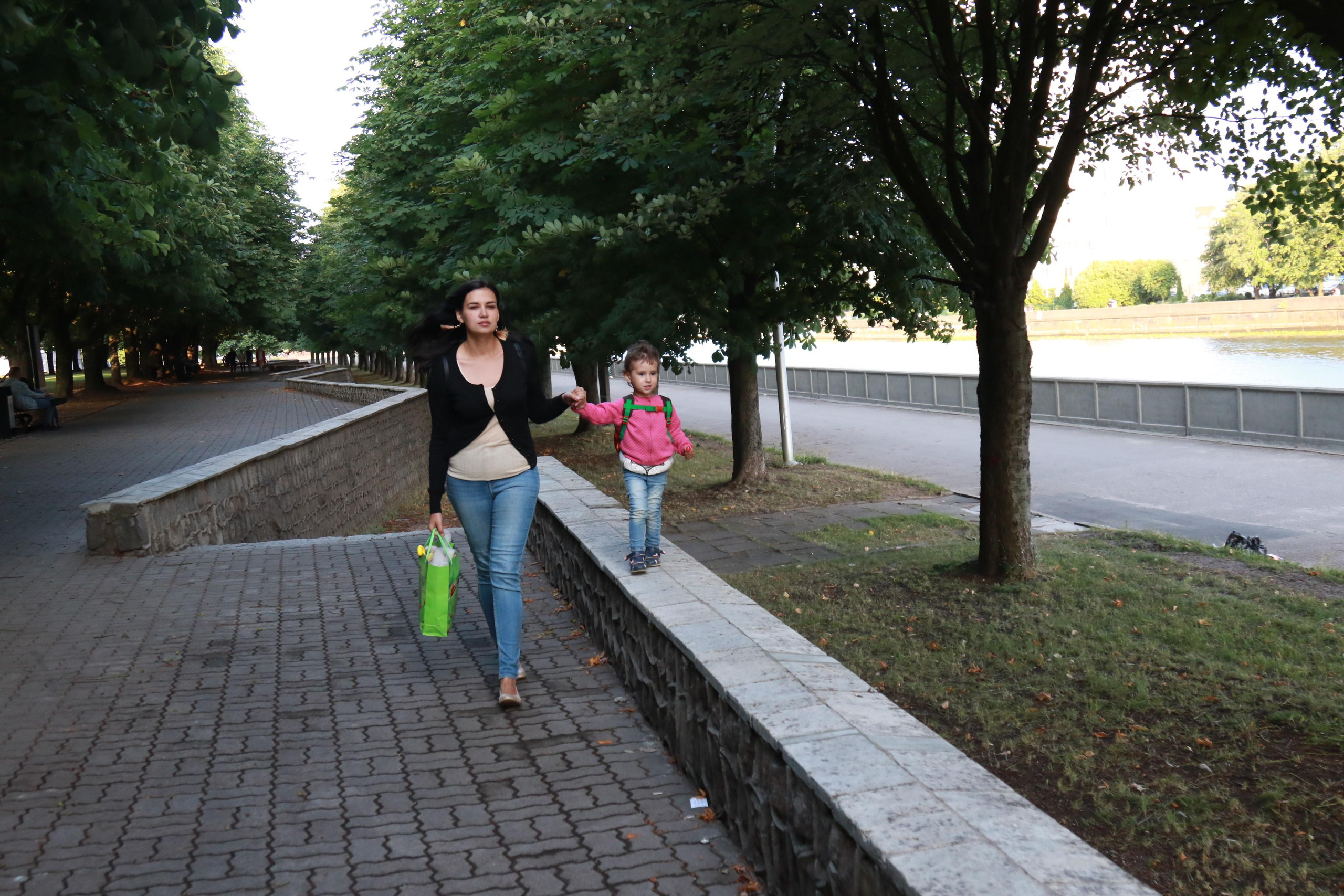 Фотосессия мамы и дочки. Фотограф Зеленоградск Лиана Сопина