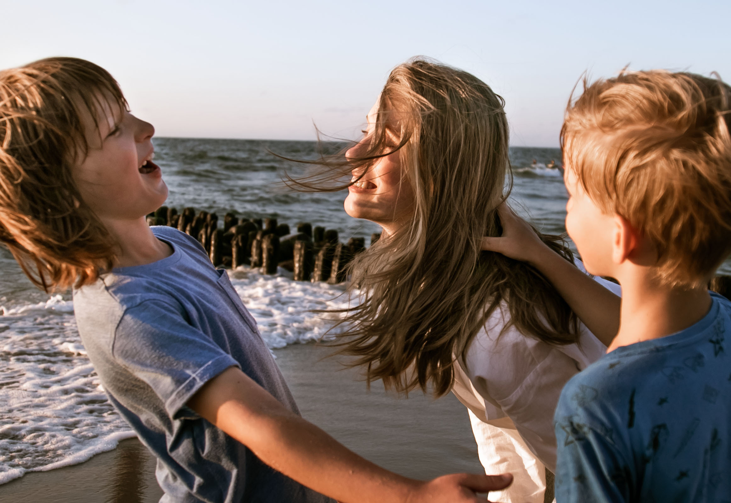 Летняя фотосессия у моря. Фотограф Зеленоградск Лиана Сопина