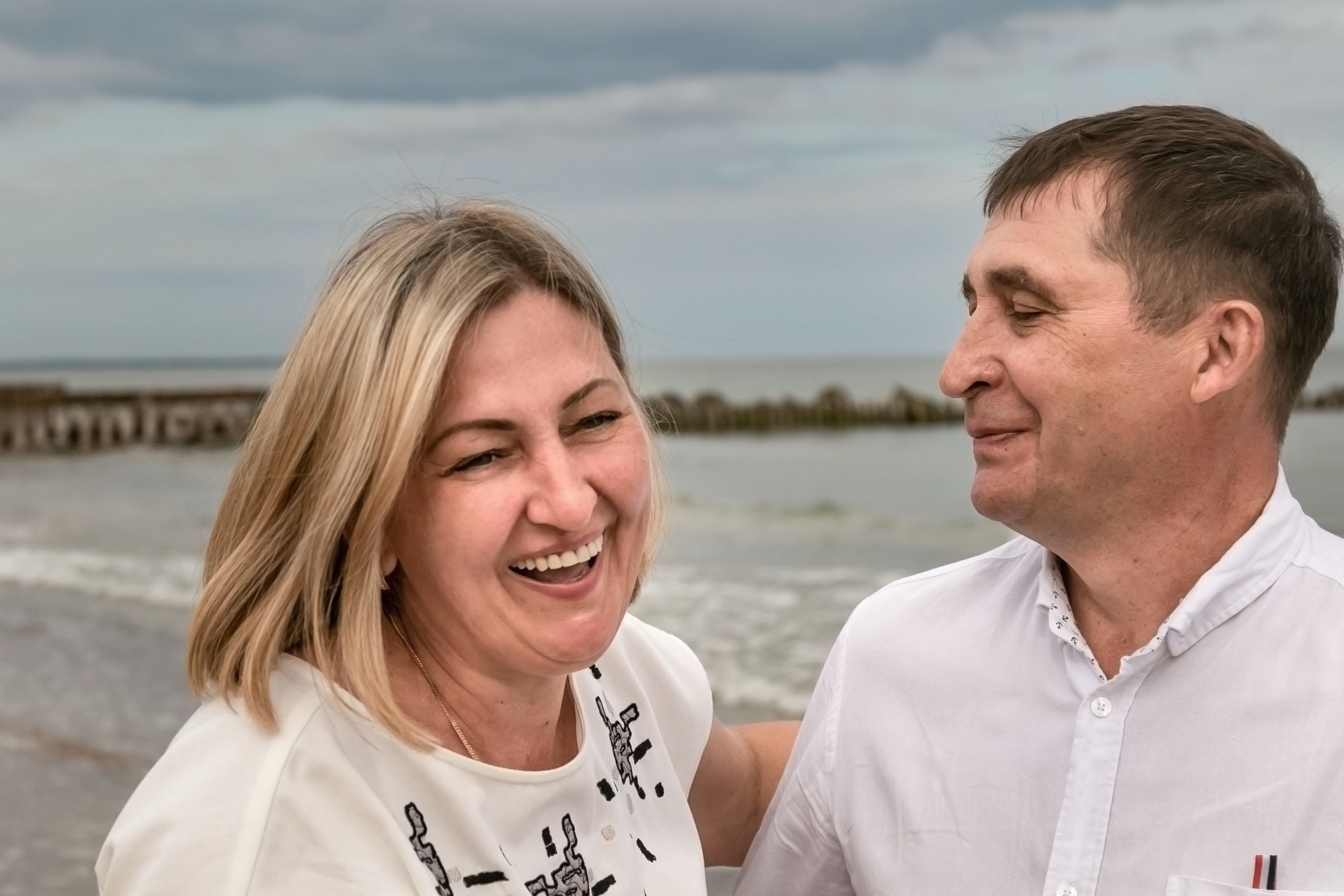 Парная фотосъёмка у моря. Фотограф Зеленоградск Лиана Сопина