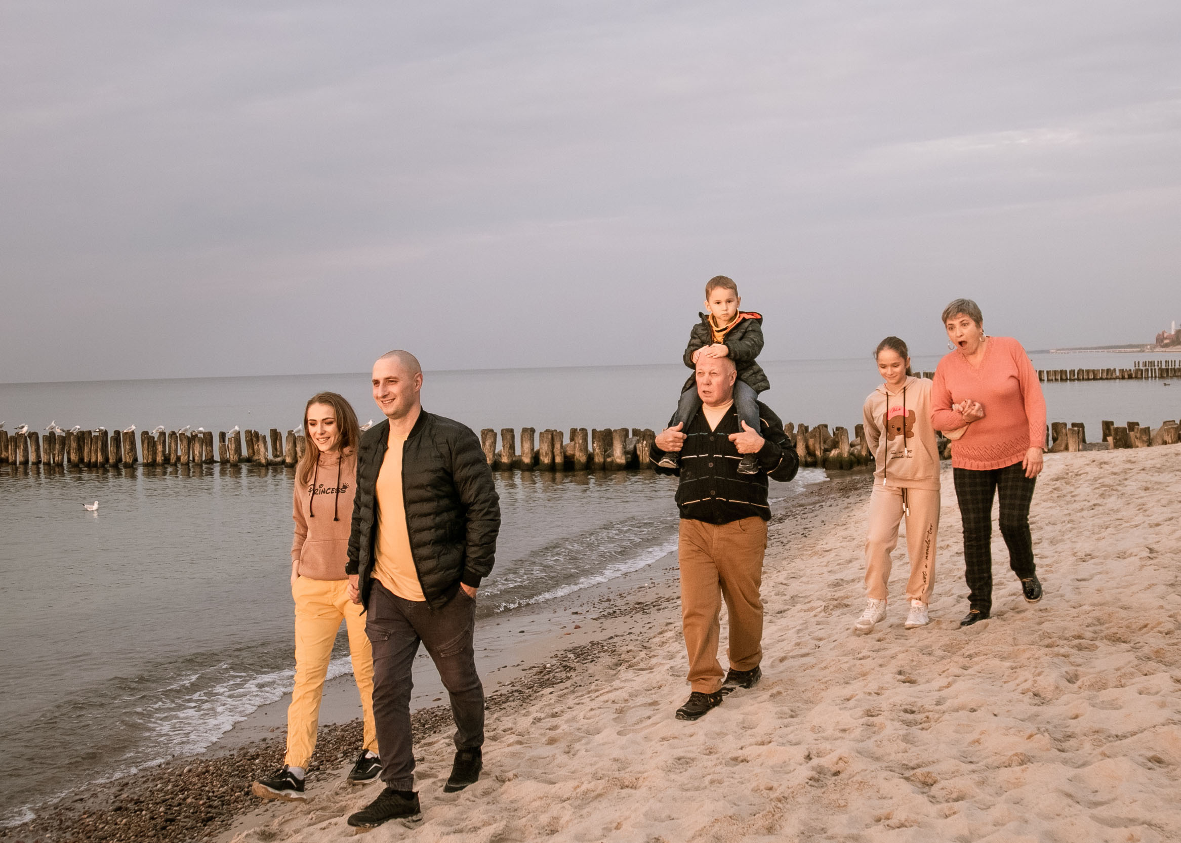 Осенняя фотосессия на море. Фотограф Зеленоградск Лиана Сопина