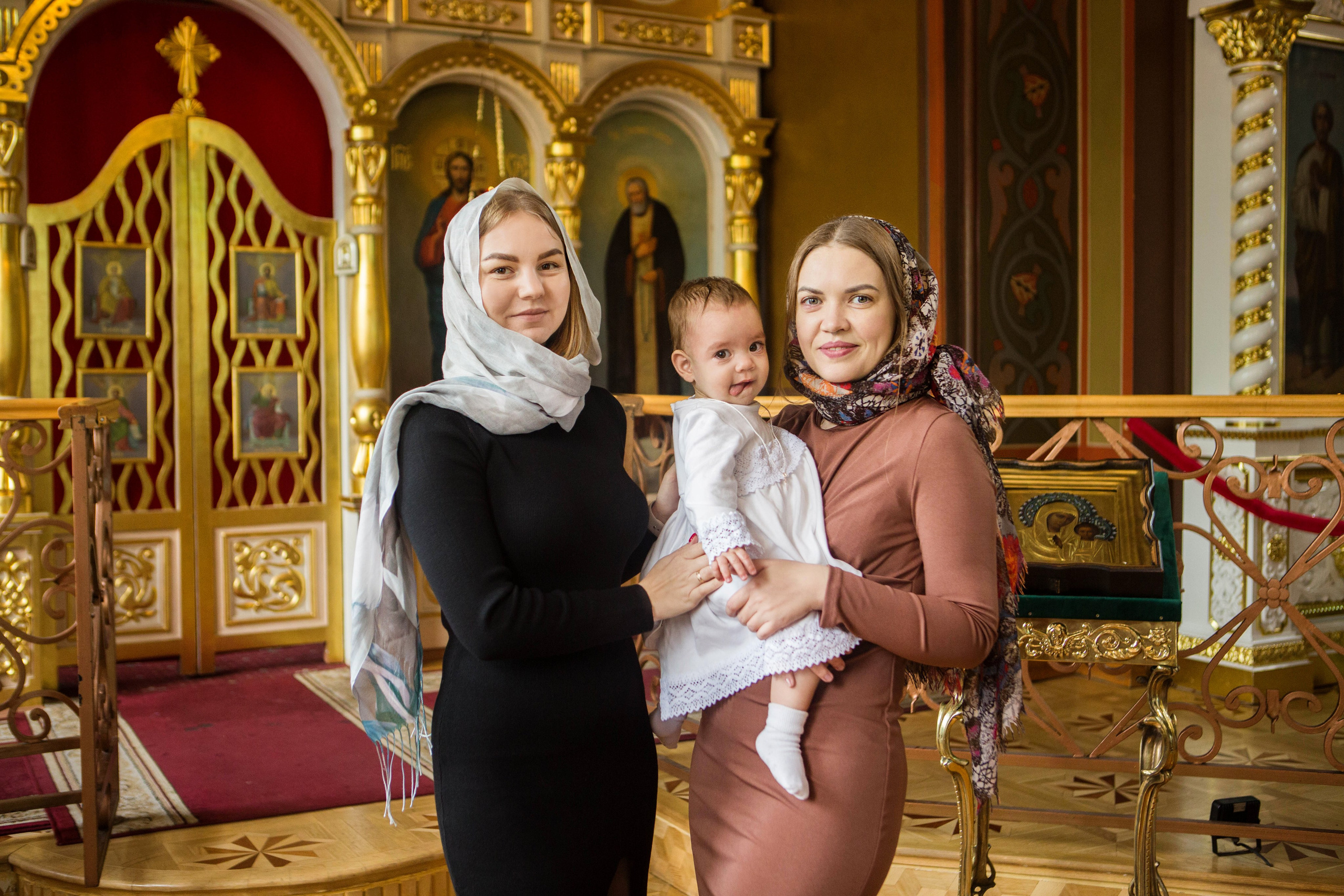 Крещение Елизаветы. Свято-Троицкий Собор. Свадебный семейный и детский фотограф в Краснодаре Карина Федоровская