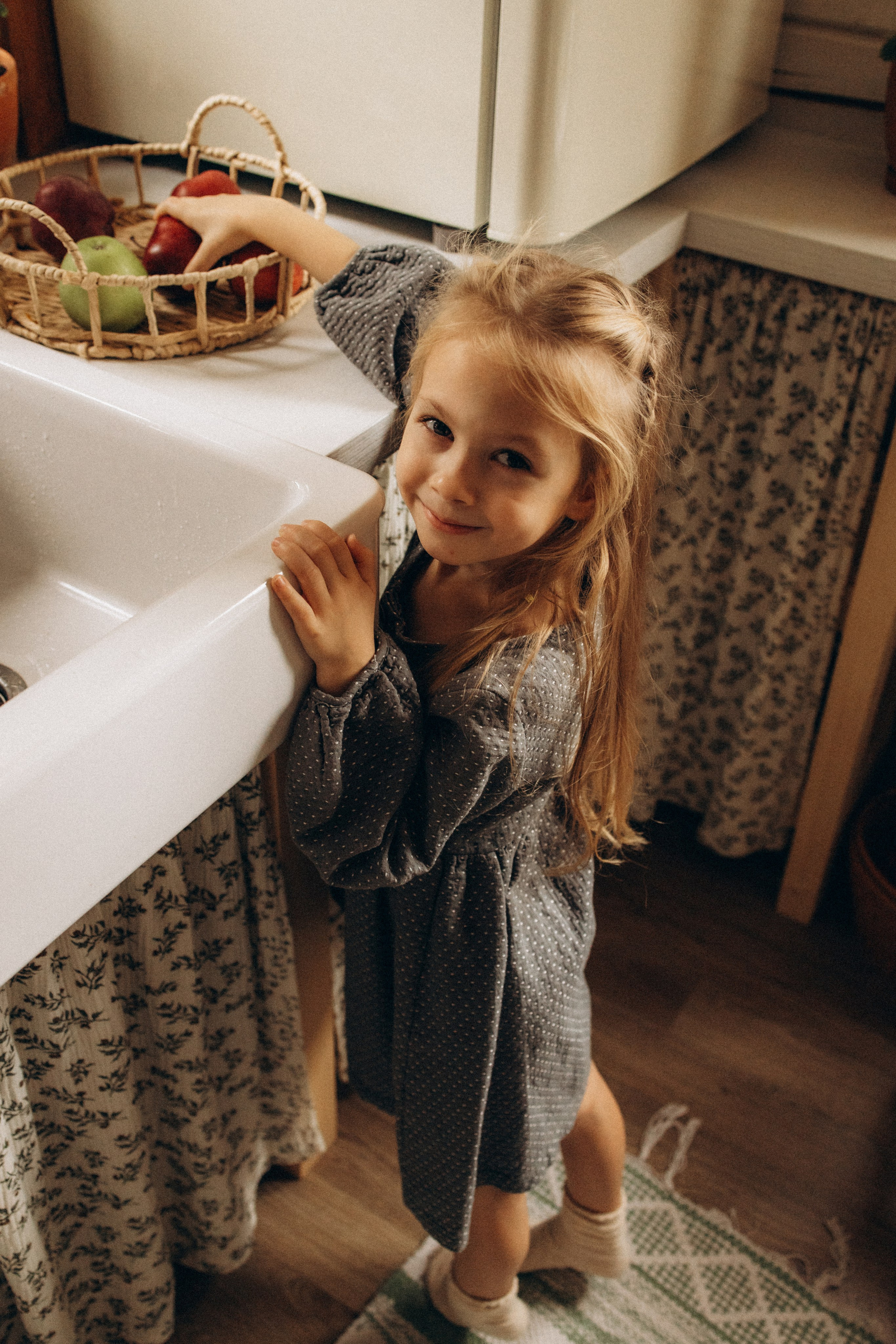 Юлия, Виктор, Саша, Настя, Ксюша и Аленка. Фотограф В Москве и Подольске Лена Иванова