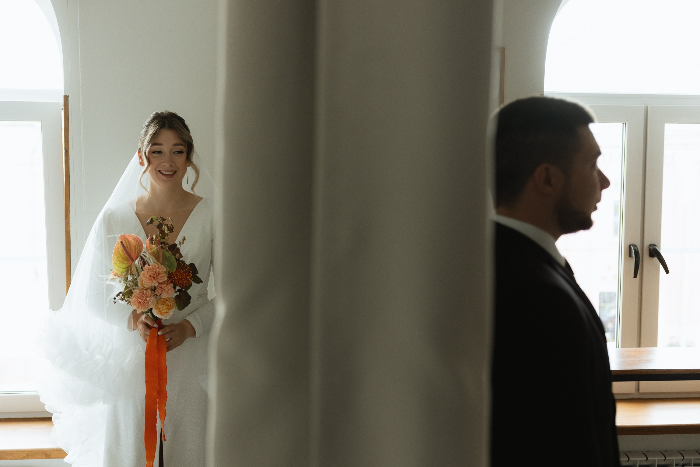 Two people swiped right. Свадебный фотограф Ярославль, Рыбинск