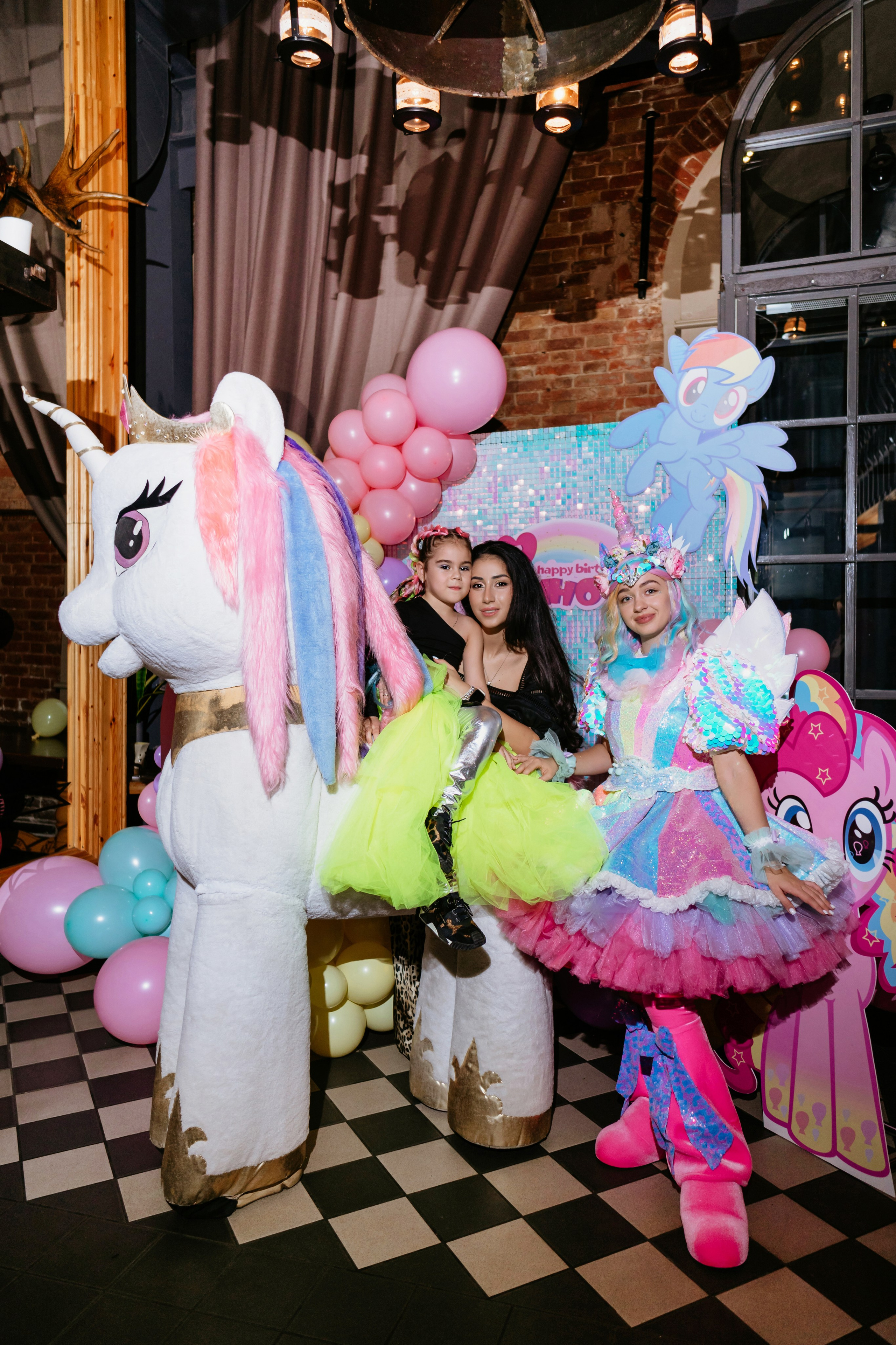 Кариночке 5 лет / Schneider. Фотограф мероприятий в Ростове-на-Дону Есманская Елена