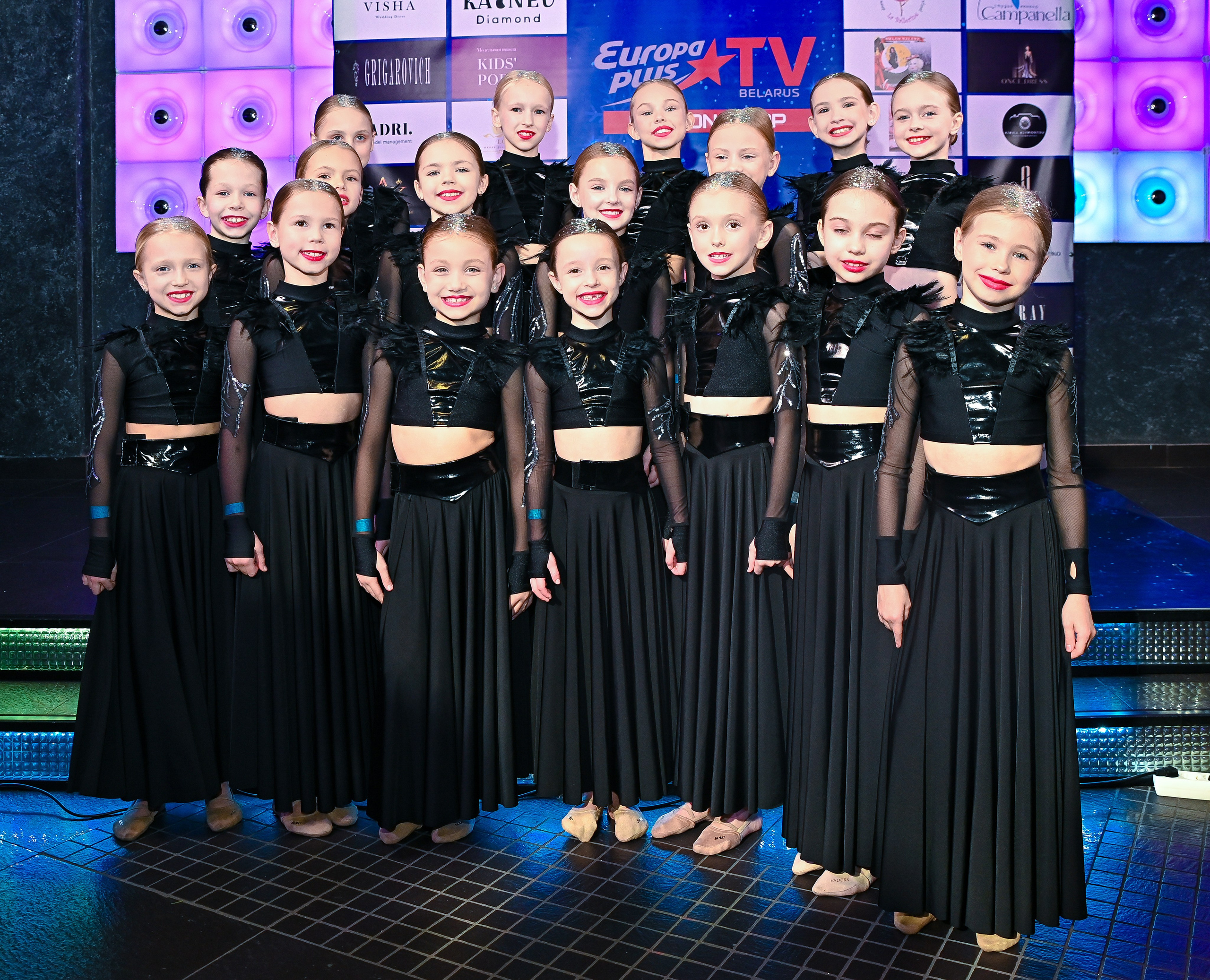 Большая новогодняя тусовка. Фотоуслуги, услуги фотографа, фотографирование важных событий