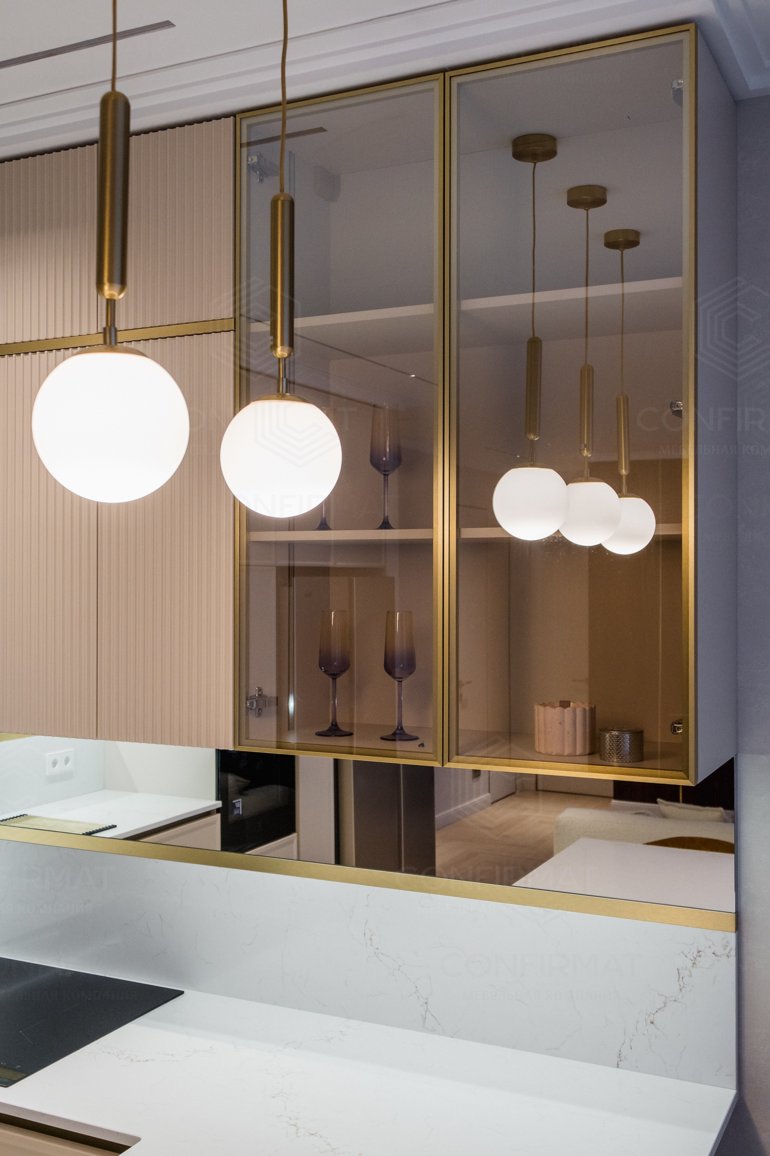 Кухне в цвете «крем Сабайон». Мебель на заказ