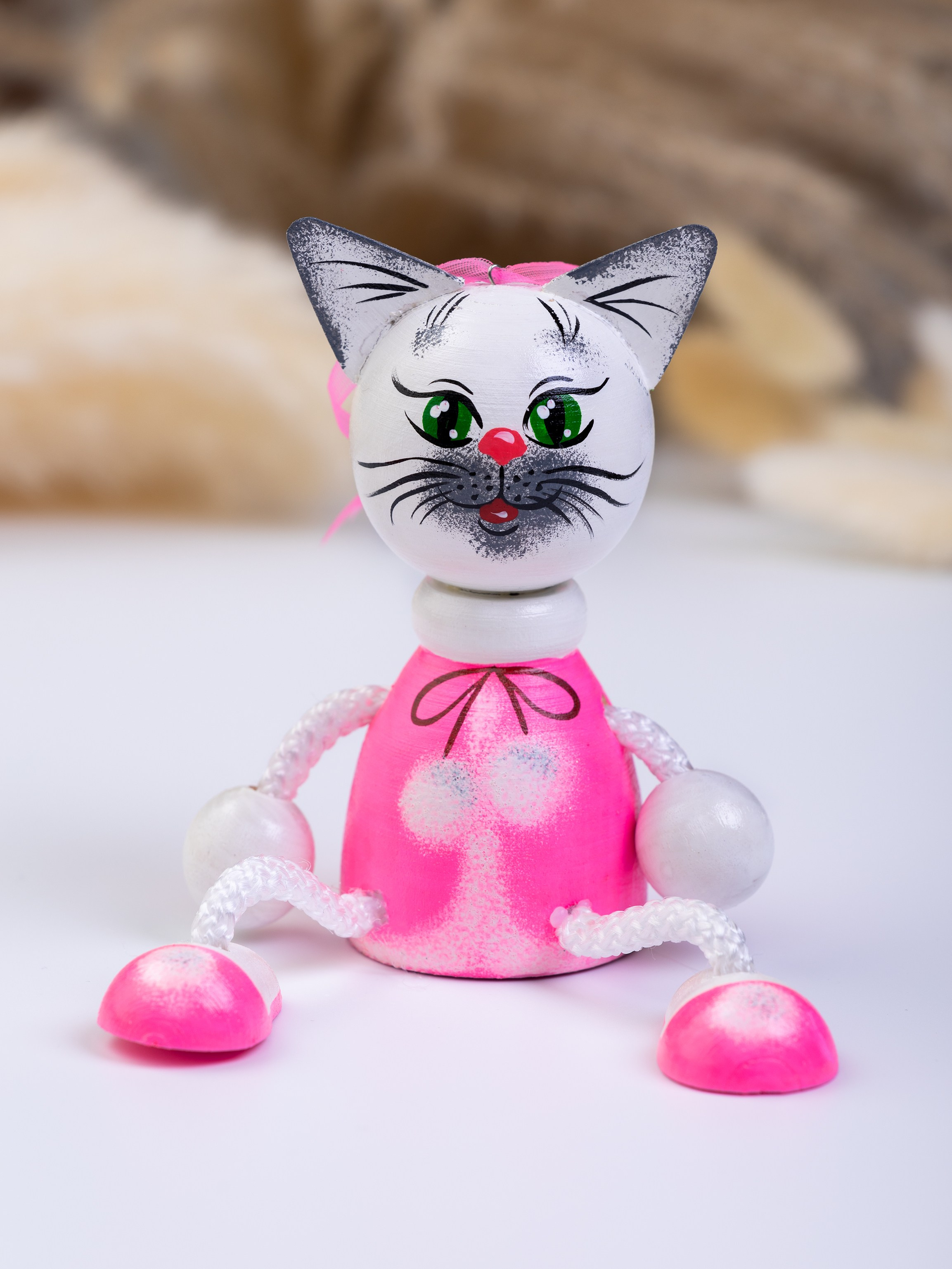 Деревянные игрушки ручной росписи. Фотостудия T-CUBE