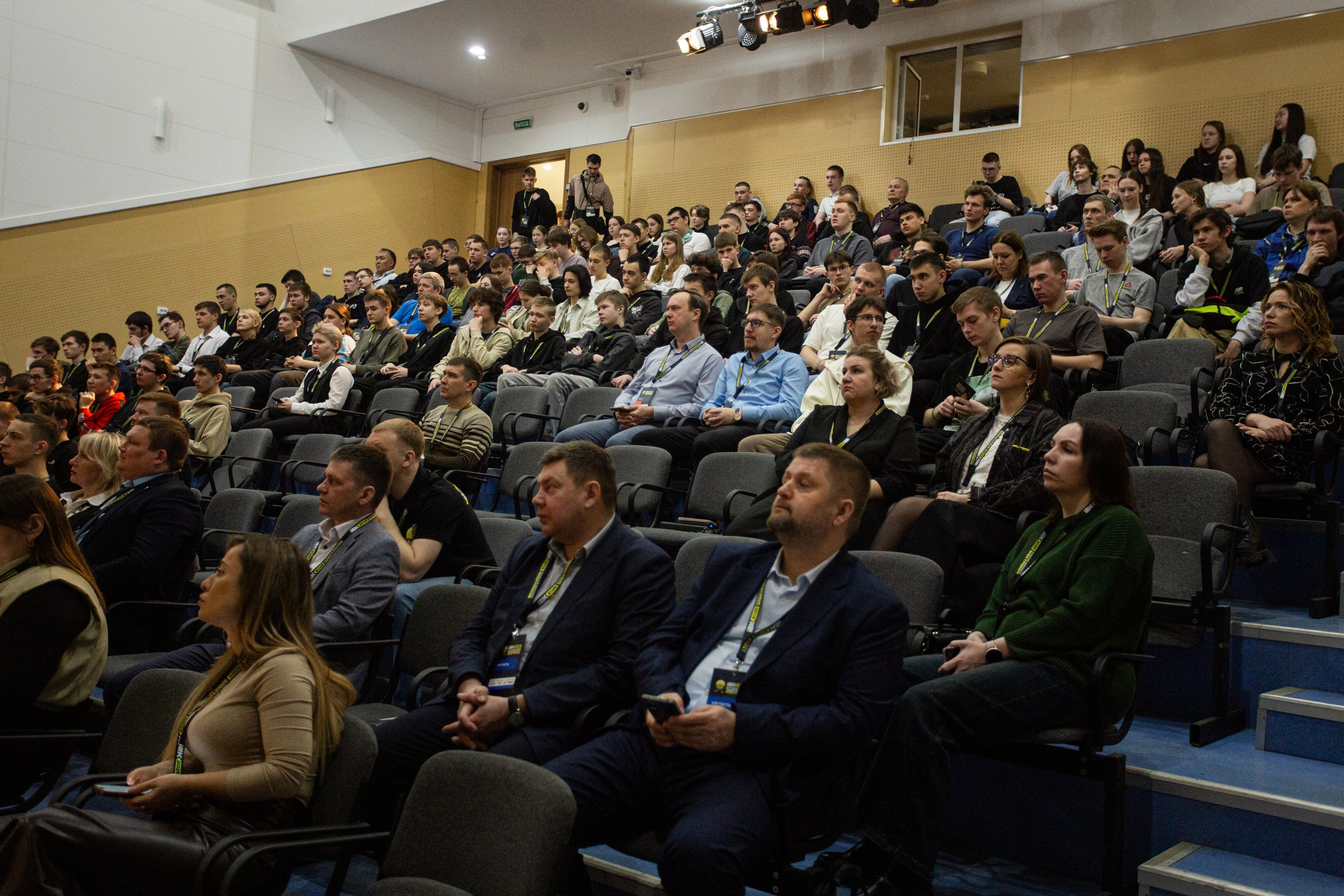 Чемпионат электриков. Свадебный и семейный фотограф в Тюмени Александр Виноградов