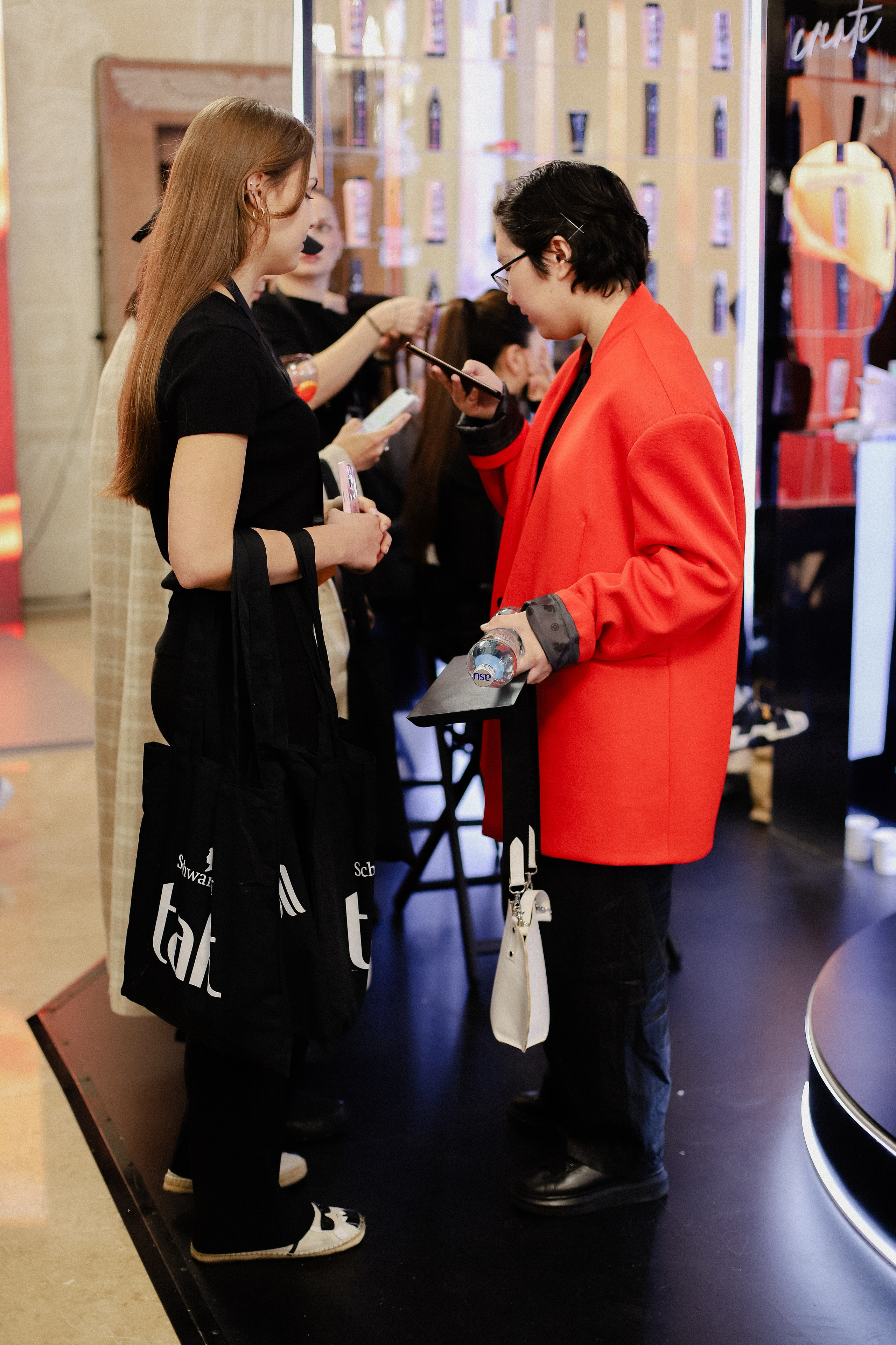 16.10 FWA зона Schwarzkopf и Perwoll. Фотограф в Алматы и Москве Даша Пушкина