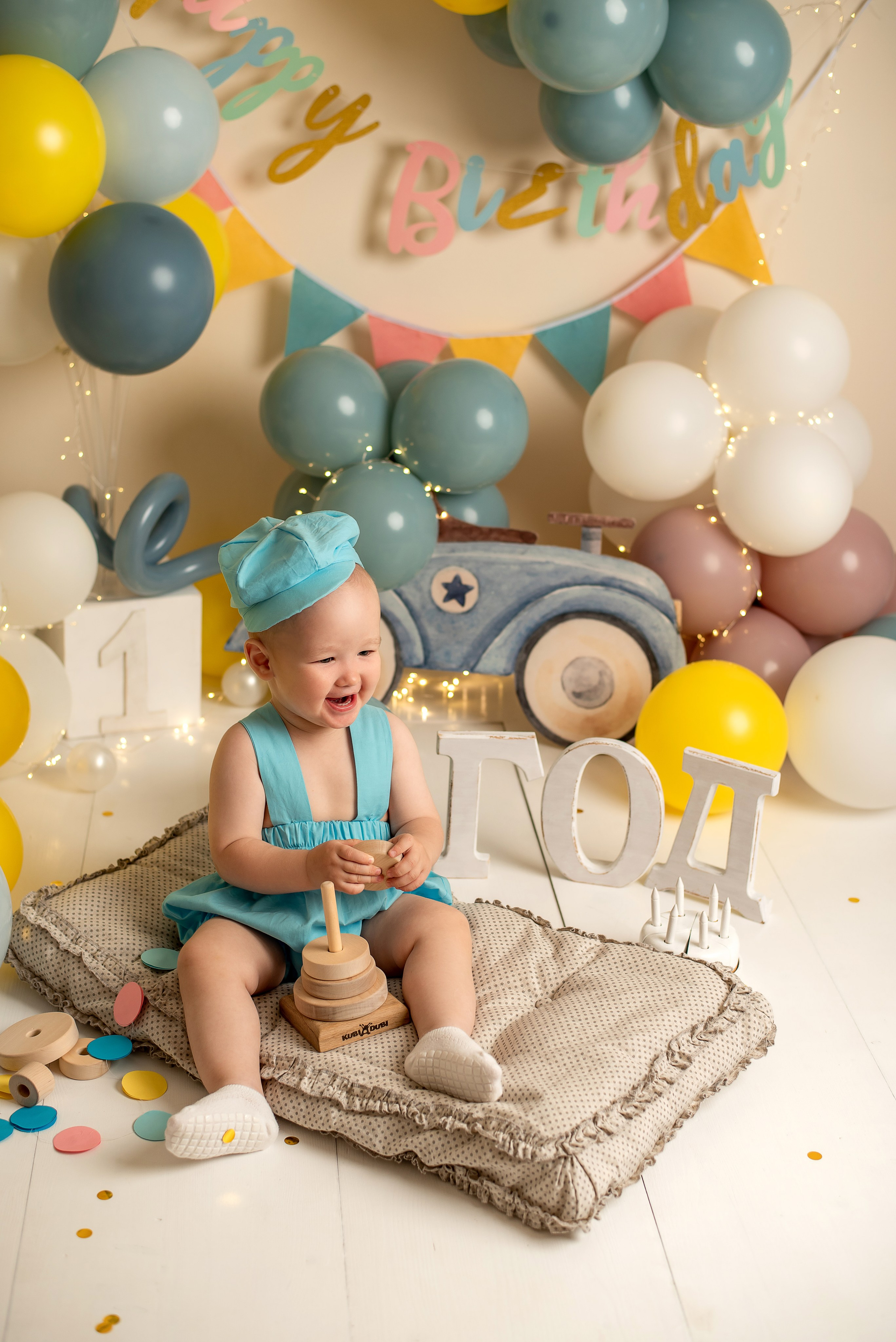 Коленька- яркая фотозона. Семейный и детский фотограф Наталья Горда