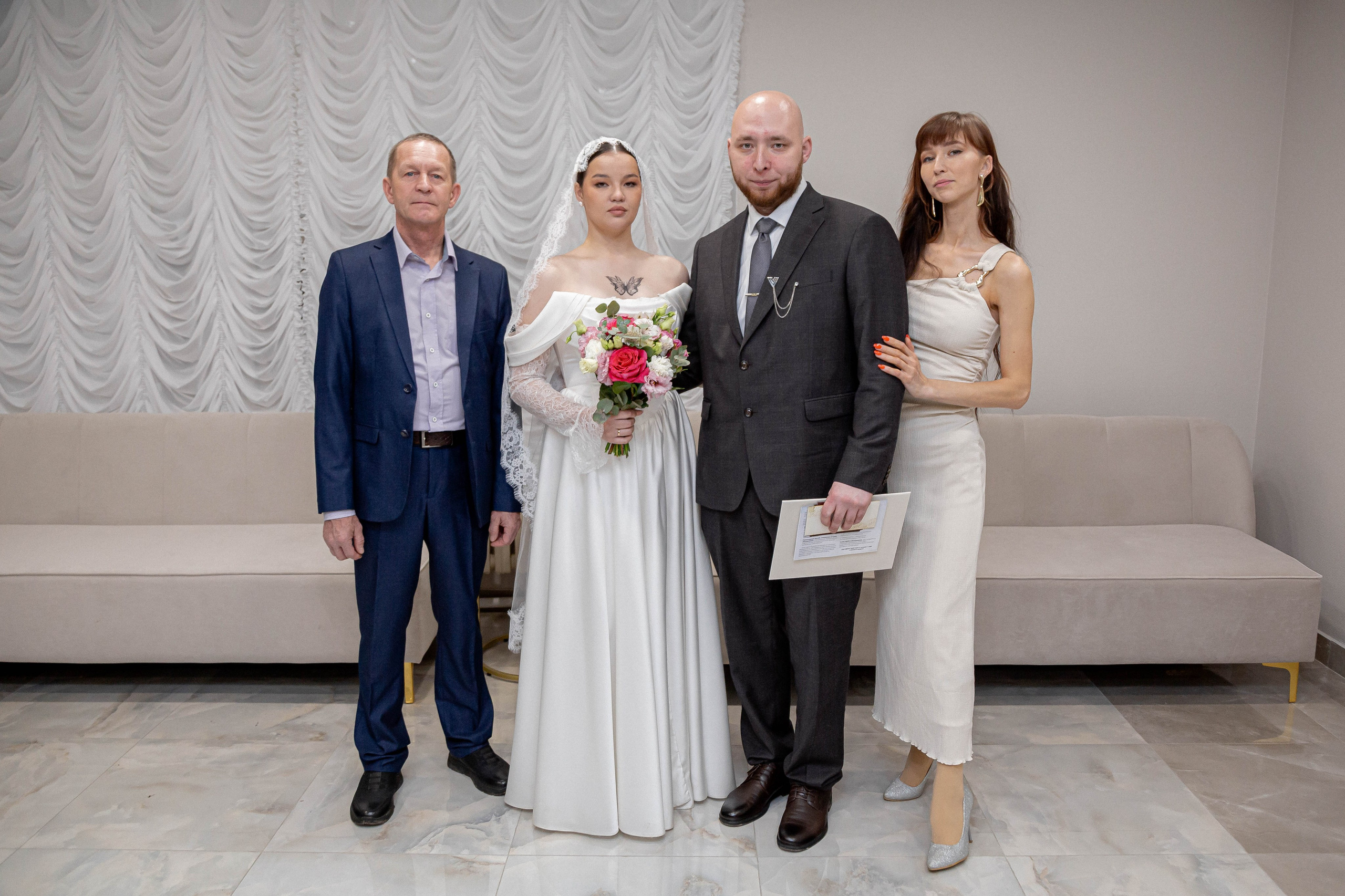 Свадебная фотосъёмка в ЗАГСЕ. Свадебный фотограф видеограф Чебоксары