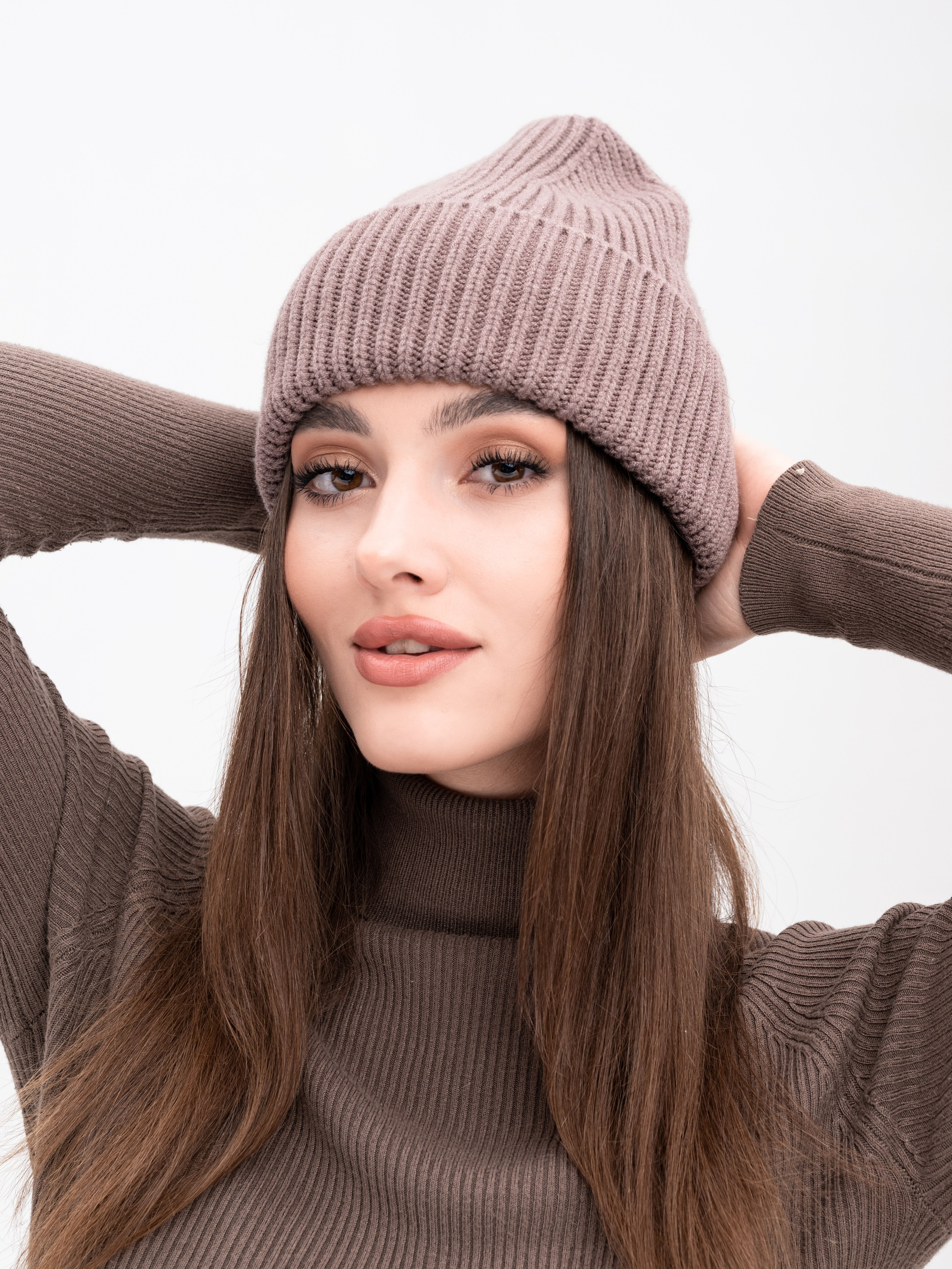 Шапки. Предметный фотограф, фото для маркетплейсов Пятигорск, КМВ