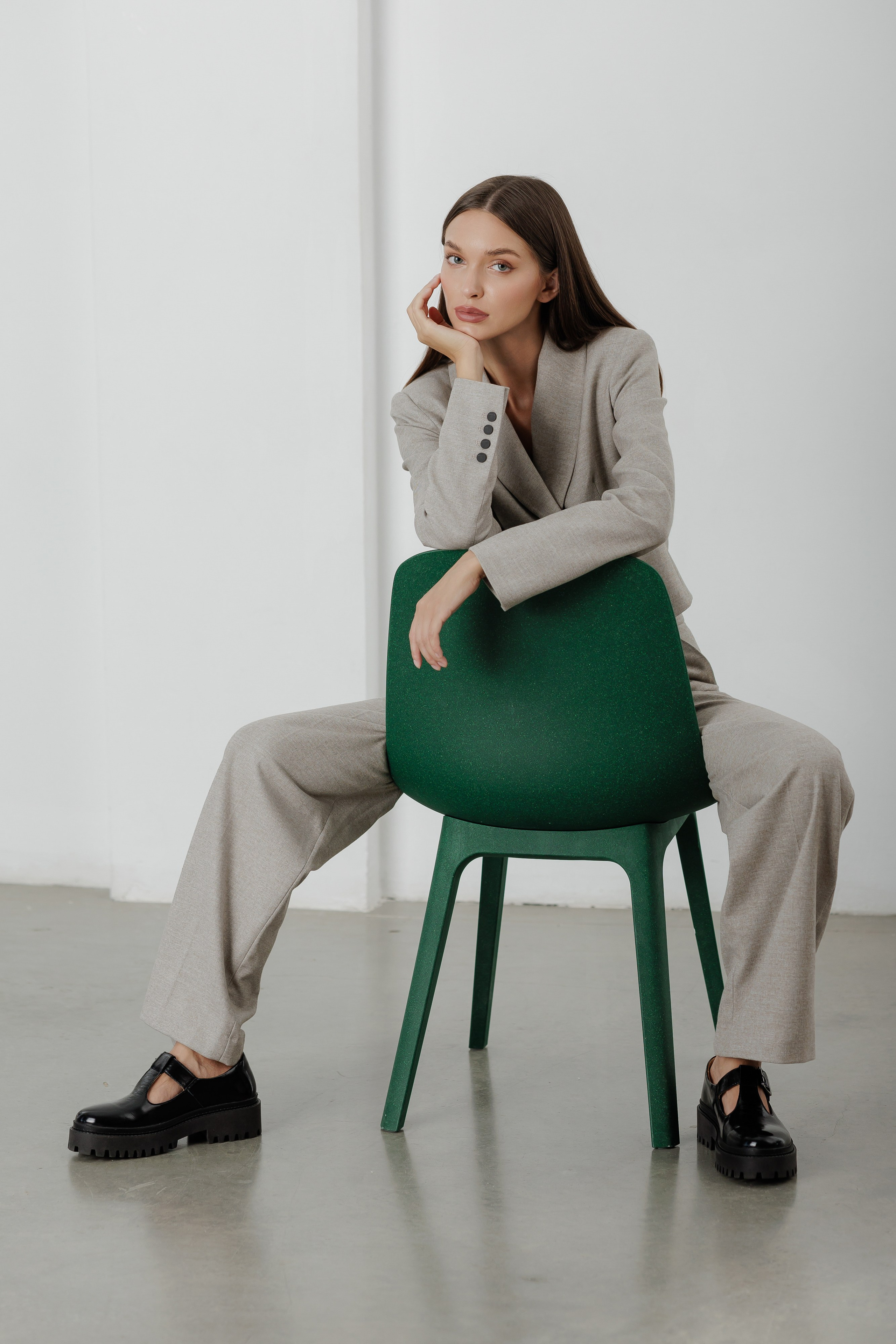 Bianelli — нейтральный фон. Фото и видео контент за одну съемку — Веретенников Егор