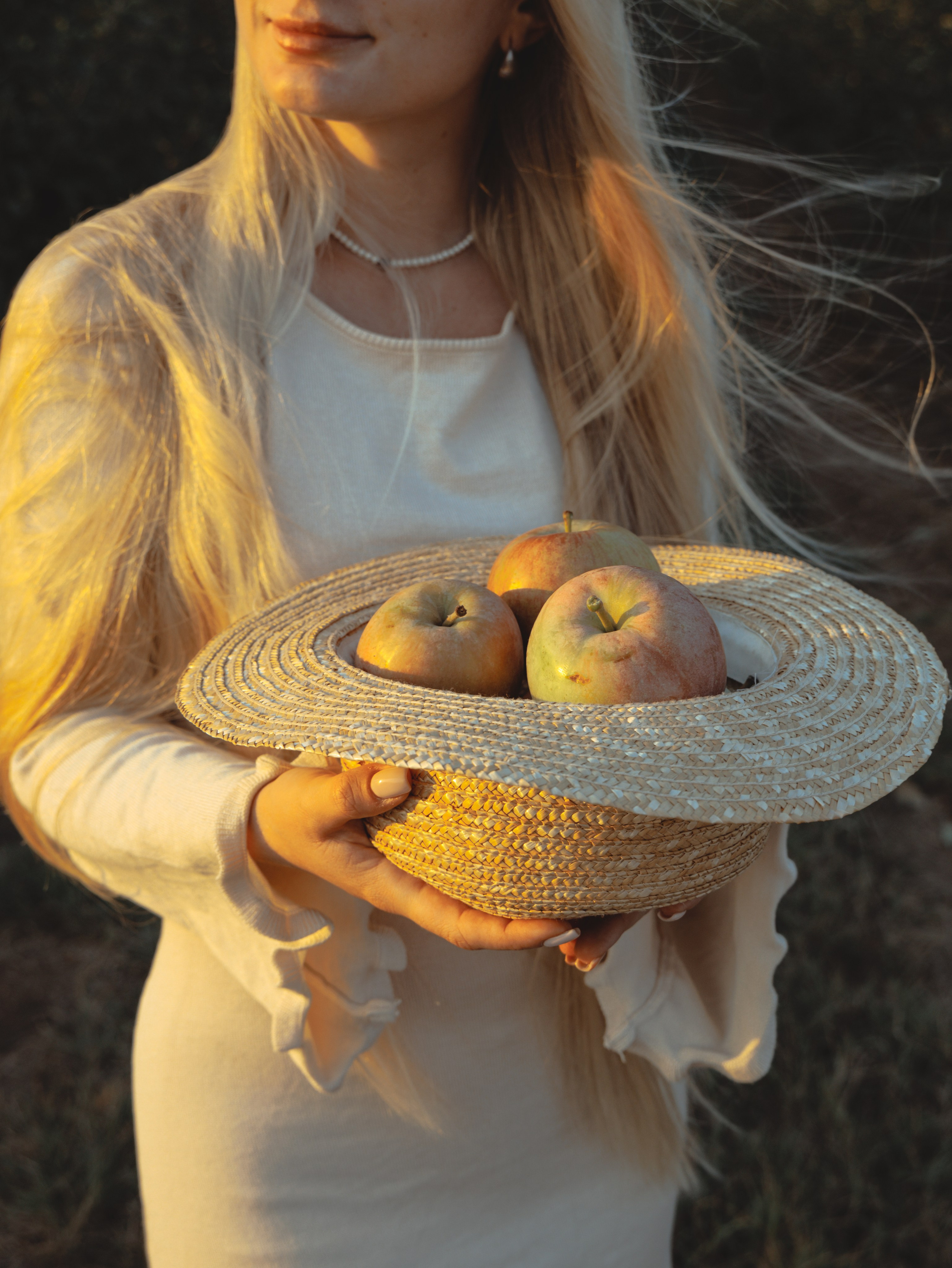 Domik в саду. Артем Корнев Фотограф