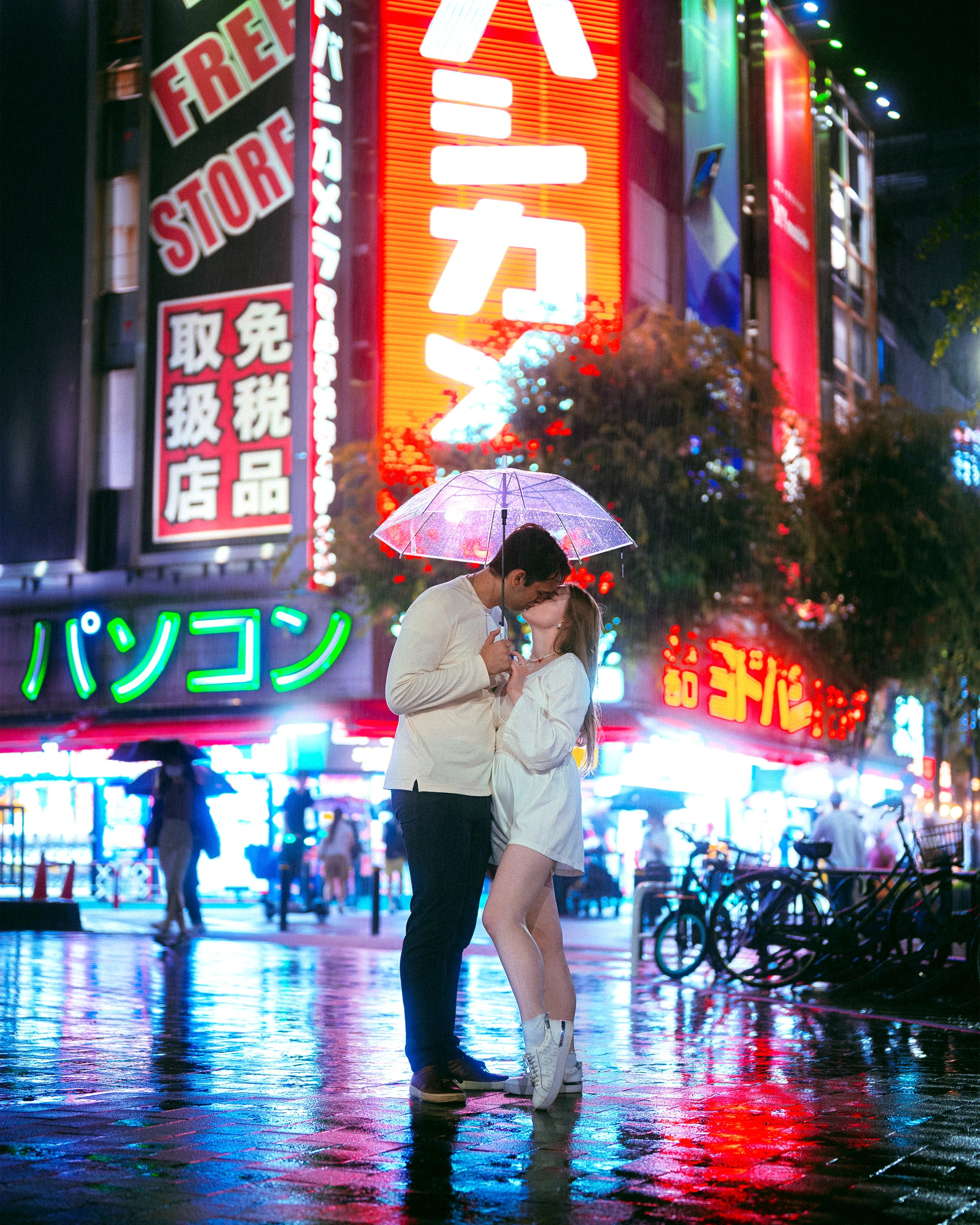 Benjamin and Daria. Photographer in Tokyo Anatolii Ozarto