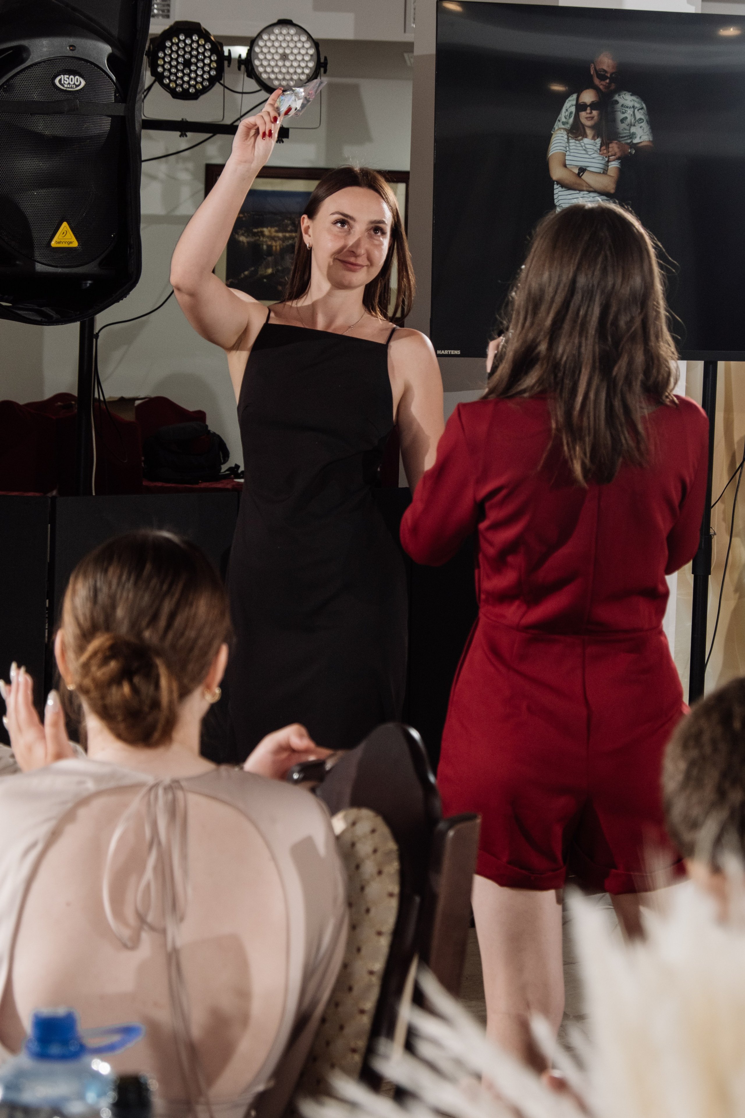 Свадебный ретопртаж. Профессиональная фотосъемка в Крыму. Натуральные эмоции и живые кадры. Забронируйте дату прямо сейчас!