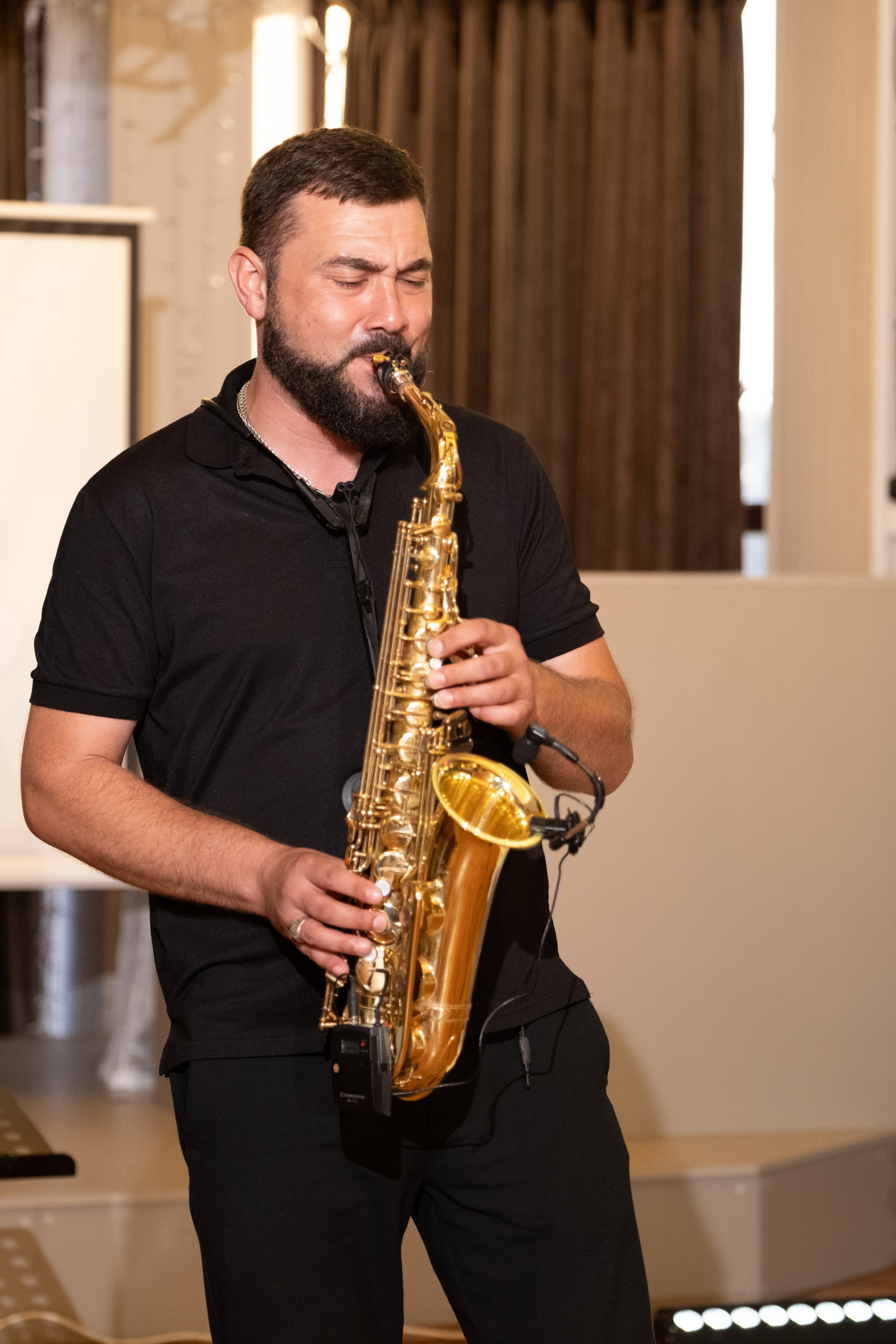 Е+В (Утро, ЗАГС, Luciano, Банкет). Профессиональная фотосъемка в Крыму. Натуральные эмоции и живые кадры. Забронируйте дату прямо сейчас!