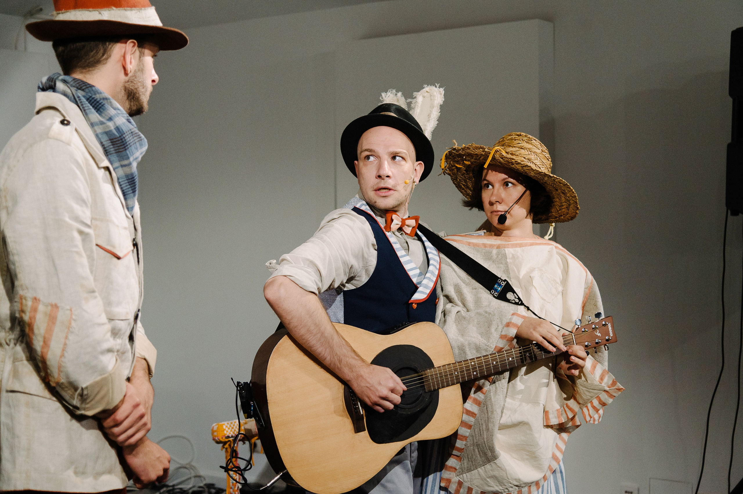 Братец Лис и Братец Кролик. Фотограф Алиса Калинина