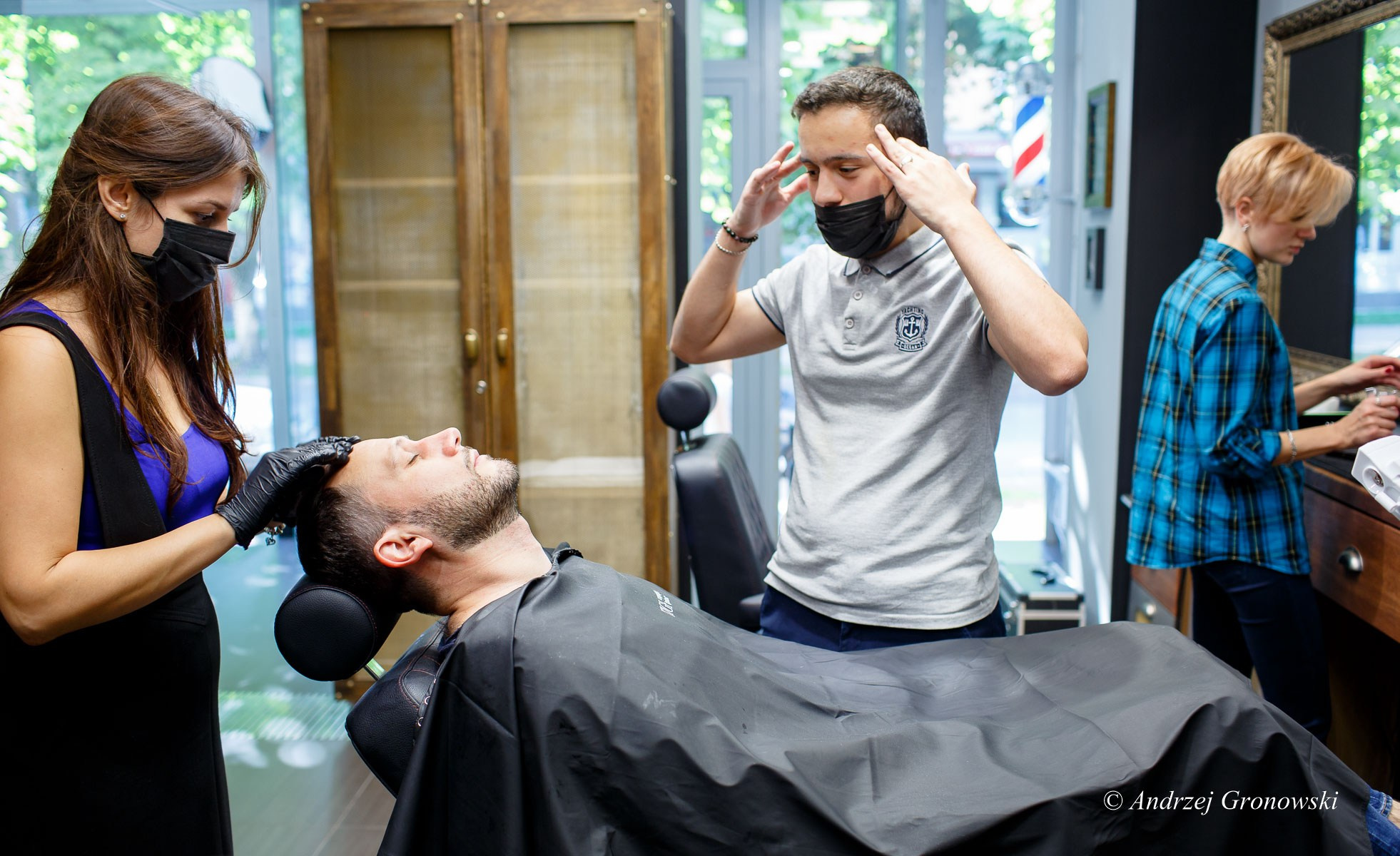 Barbershops. A. Gronowski — Portrait female photographer in Kaliningrad | Portraits, Nude