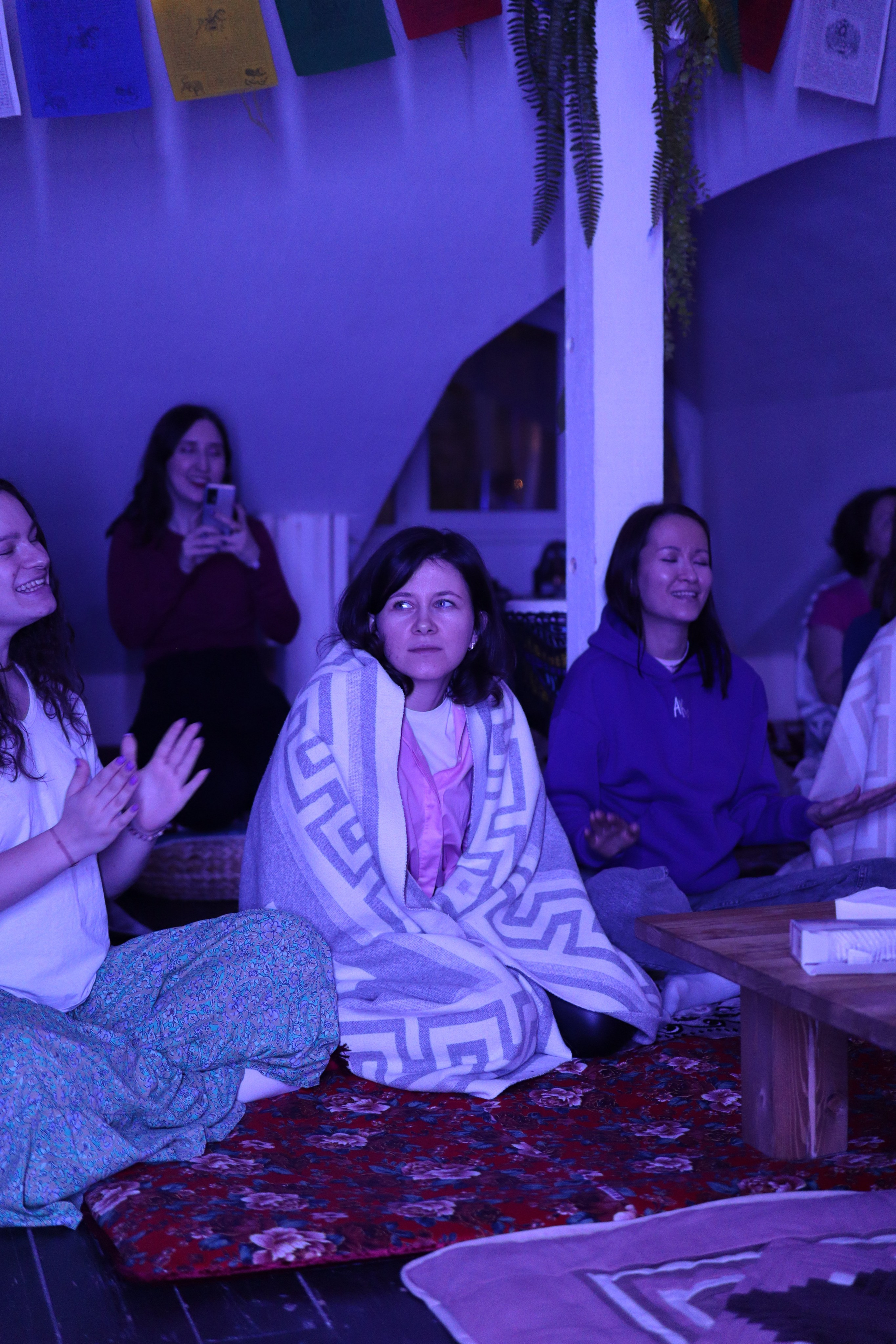 Bhakti Mantra. Photo Ninja