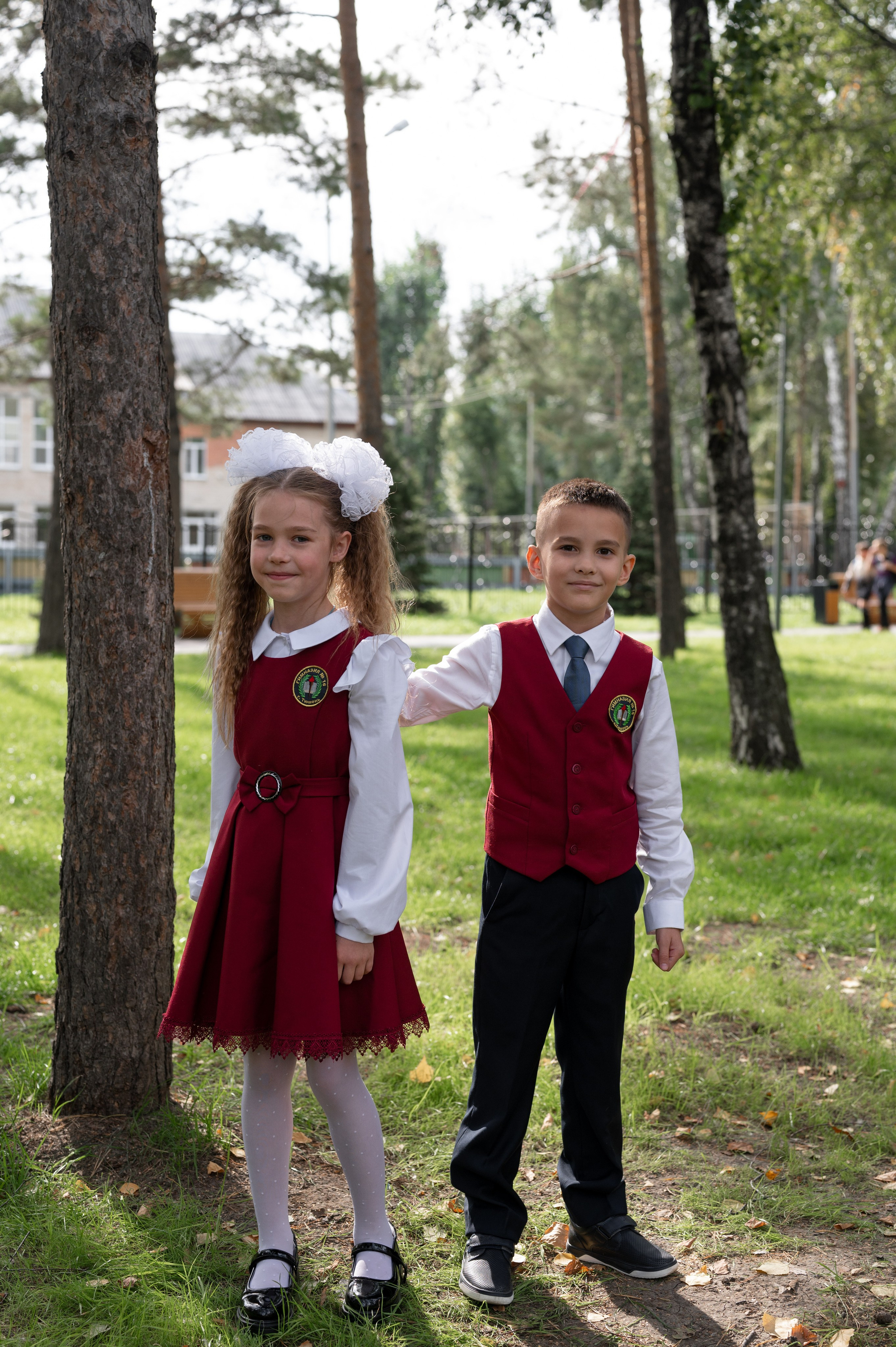 1 сентября 16 гимназия 2 класс (линейка + в классе+ на улице). Фотограф новорожденных, семейный детский в Тюмени Татьяна Морозова