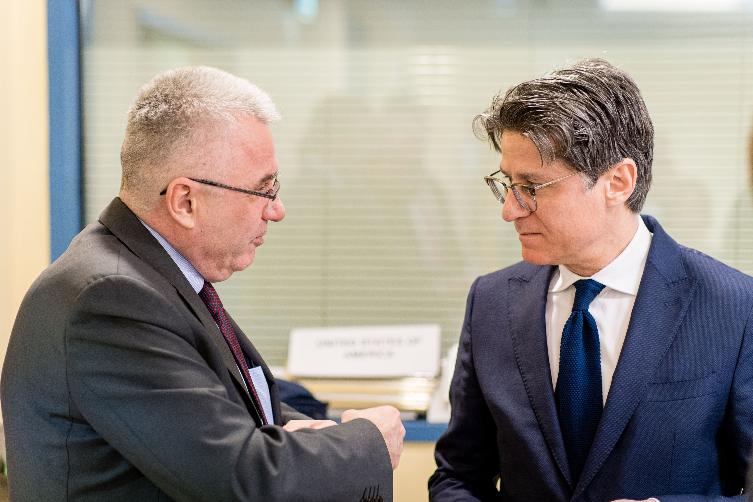 Заседание представителей стран ЕС в Москве. Репортажный фотограф Денис Тихомиров. Москва