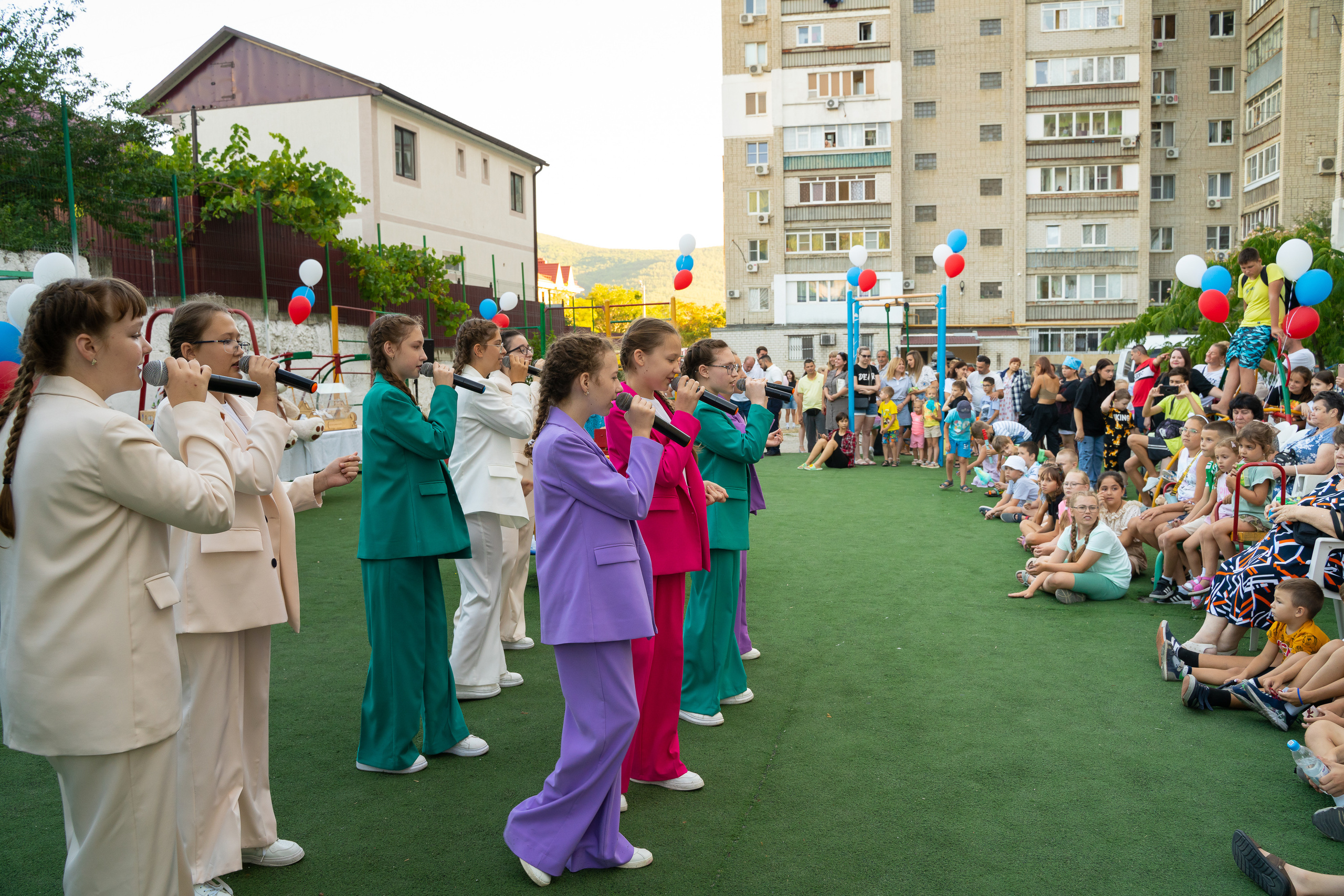 День двора. 35 лет!. Жизнь курорта Кабардинка в фотографиях