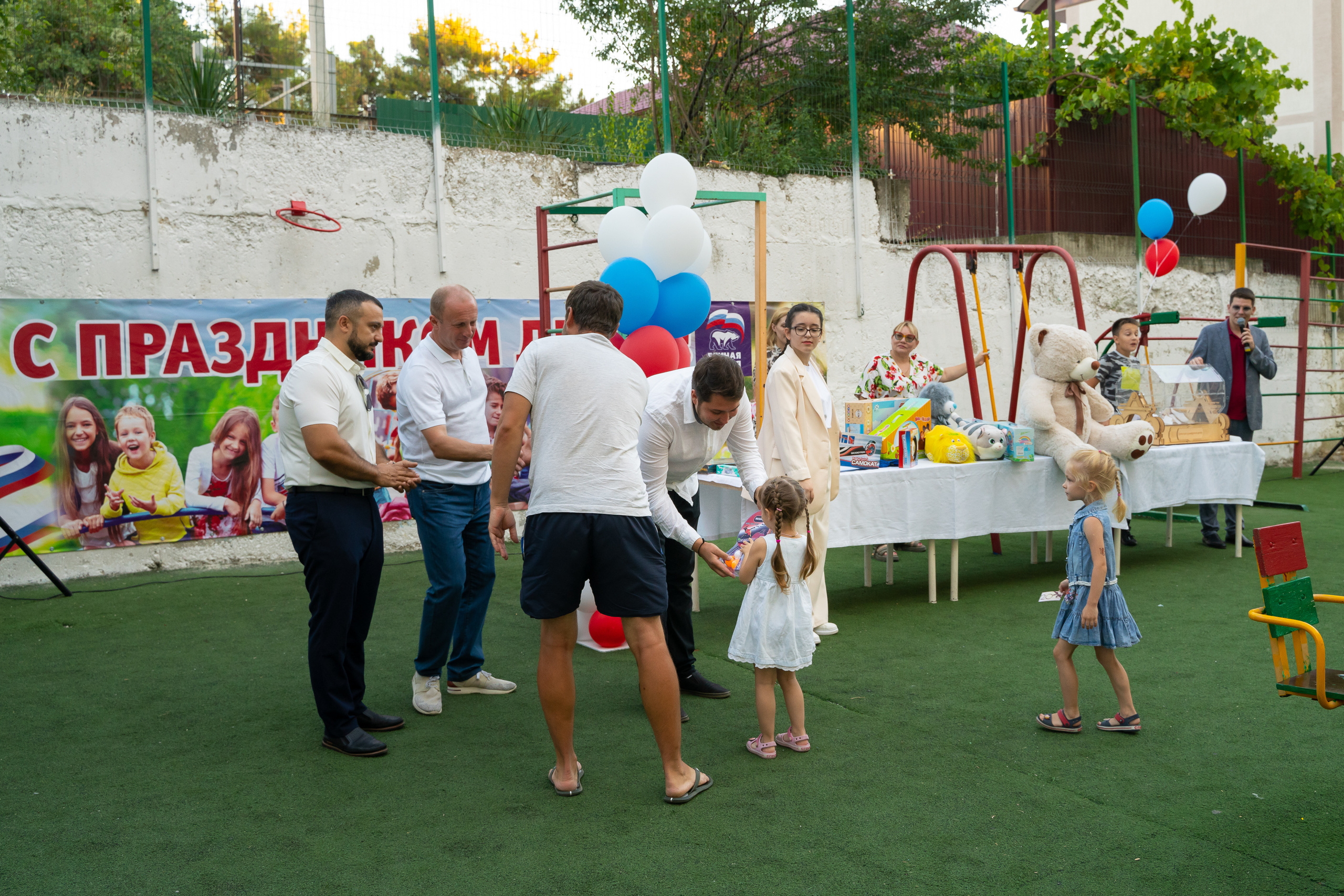 День двора. 35 лет!. Жизнь курорта Кабардинка в фотографиях