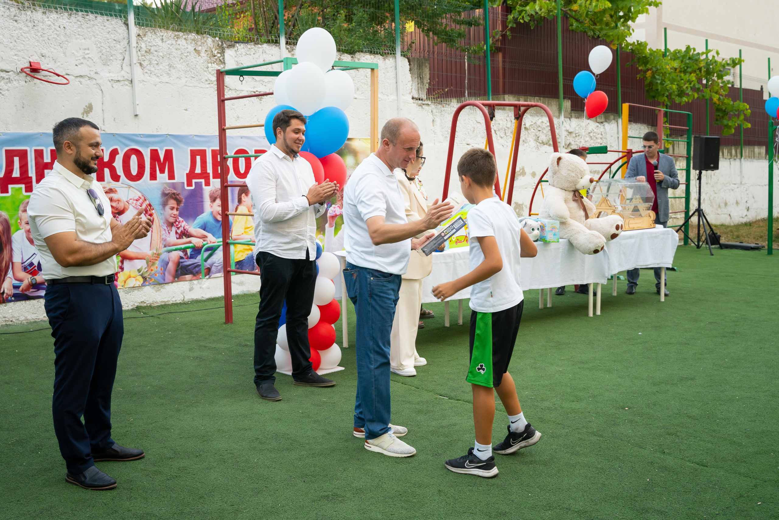 День двора. 35 лет!. Жизнь курорта Кабардинка в фотографиях