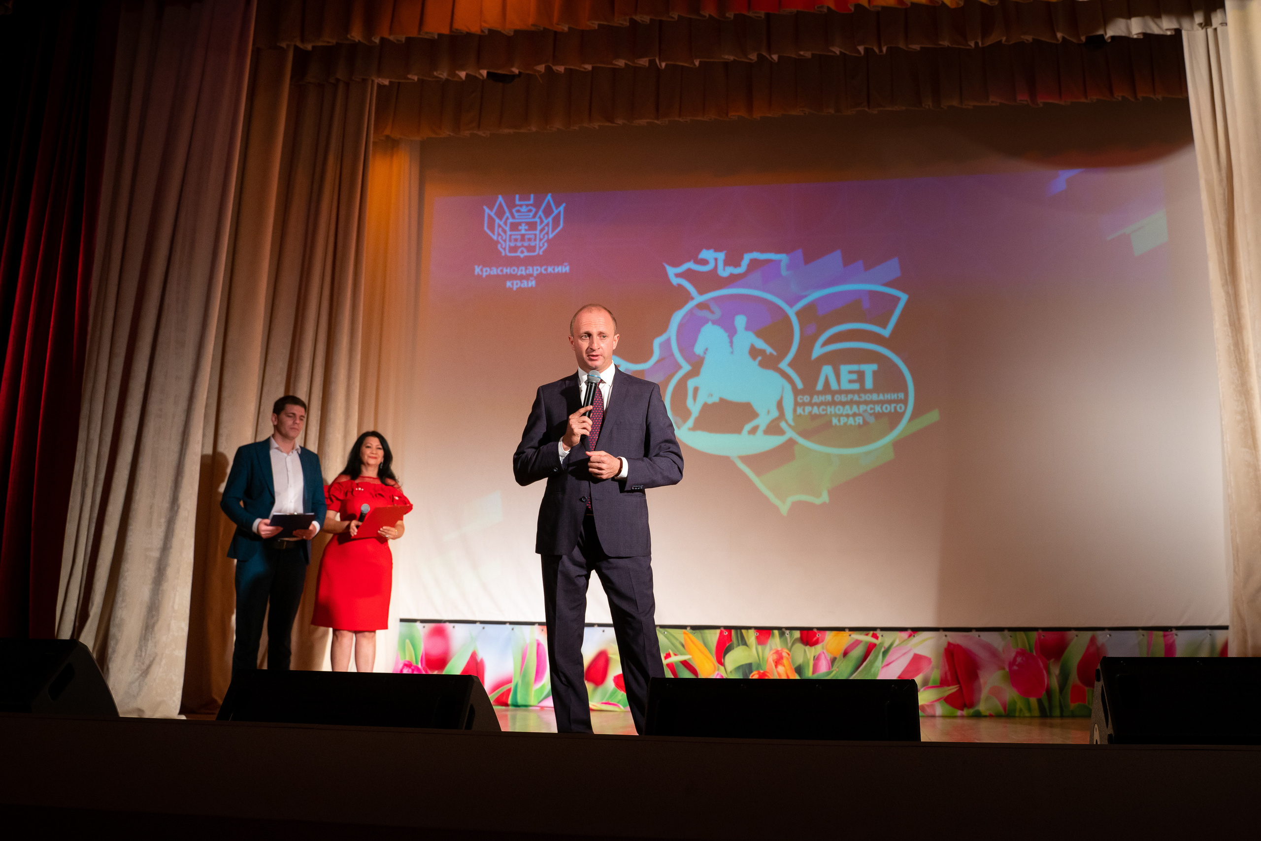 День рождения Кубани. Жизнь курорта Кабардинка в фотографиях