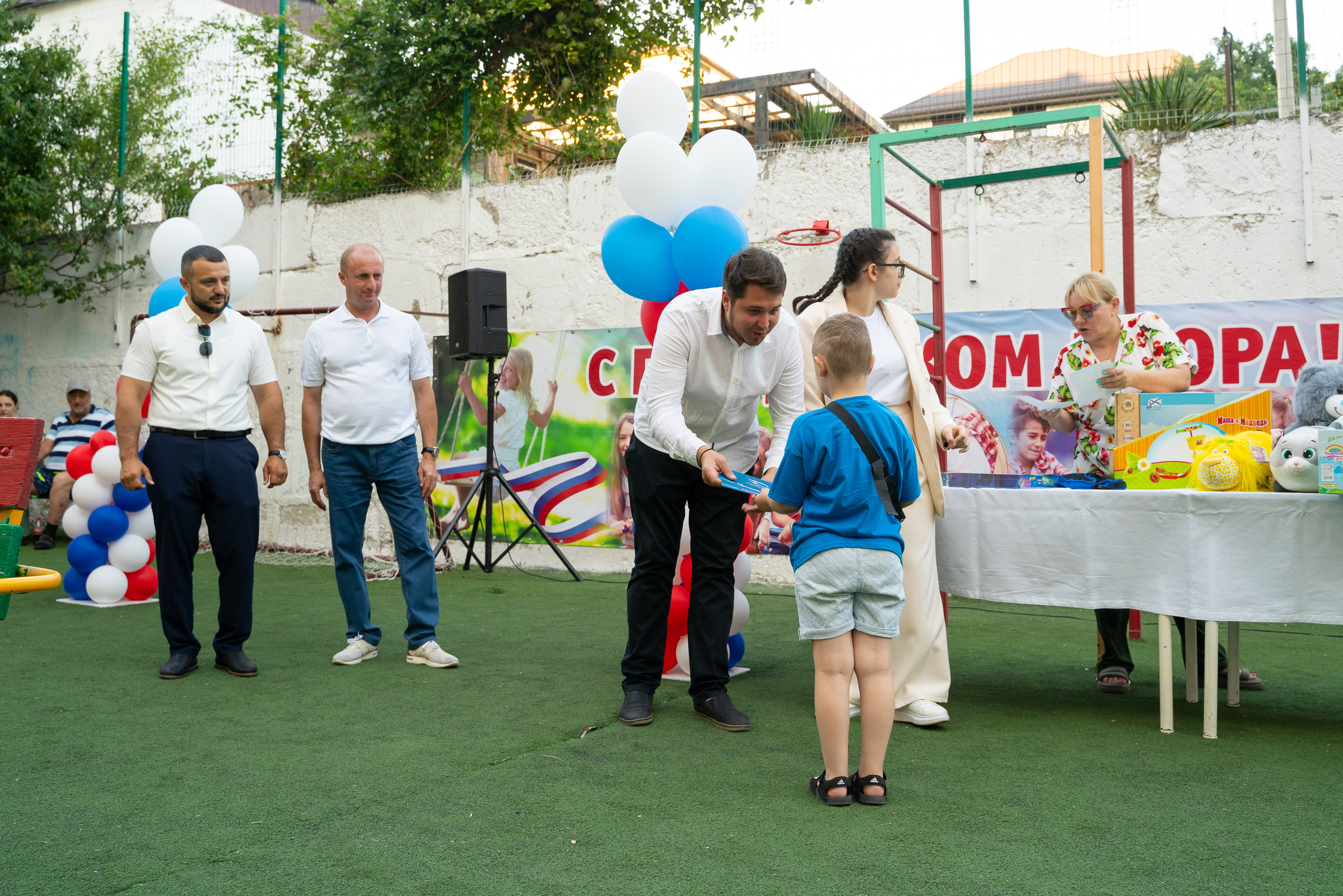 День двора. 35 лет!. Жизнь курорта Кабардинка в фотографиях